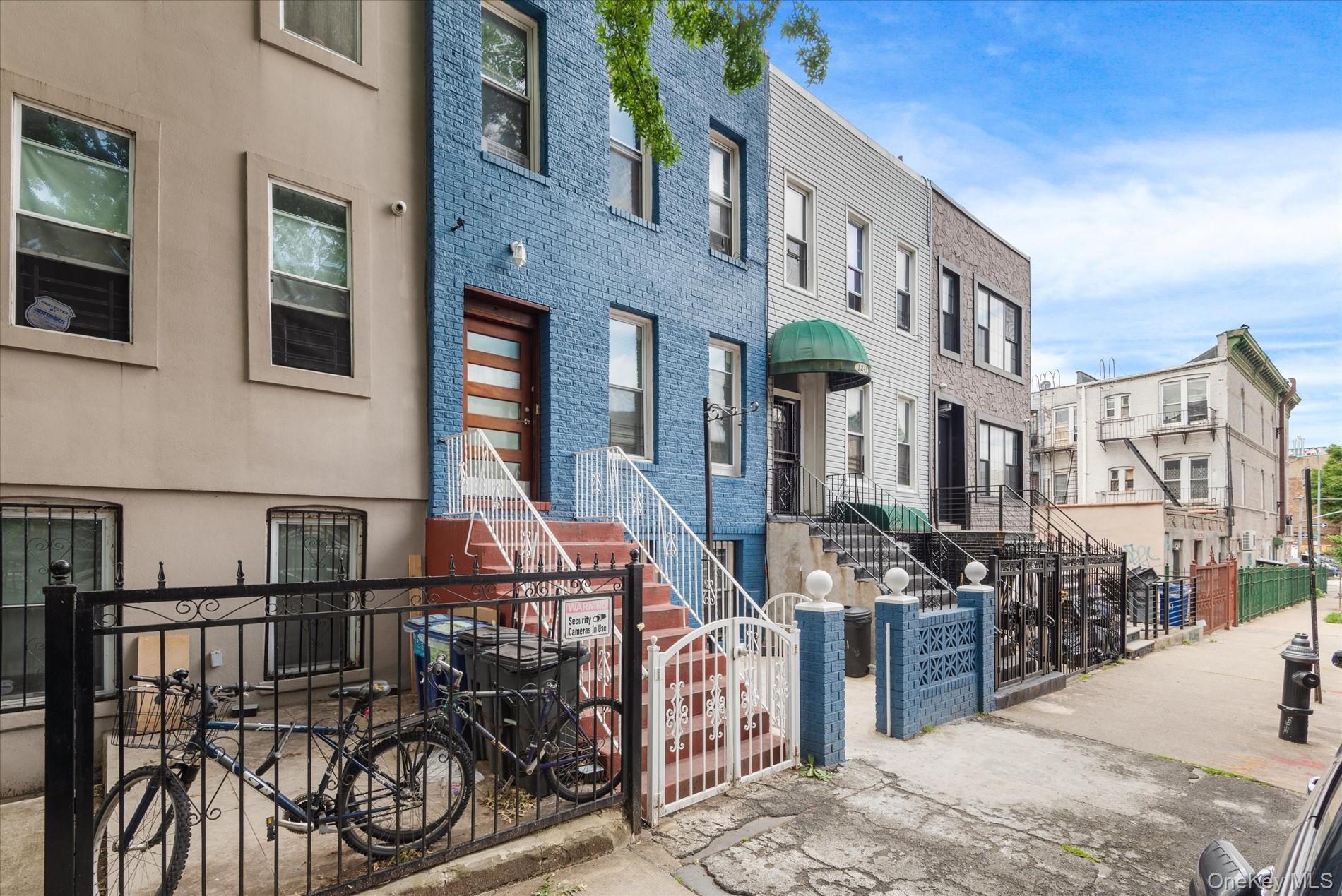 Single Family Putnam Avenue Brooklyn, NY 11221, MLS-1030126-2