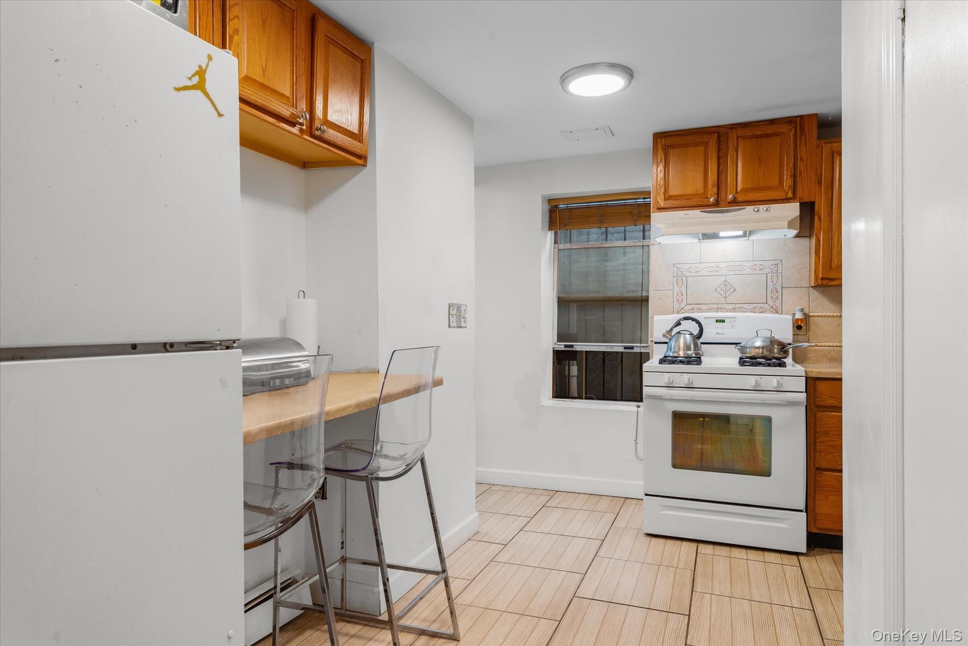 Single Family Putnam Avenue Brooklyn, NY 11221, MLS-1030126-9