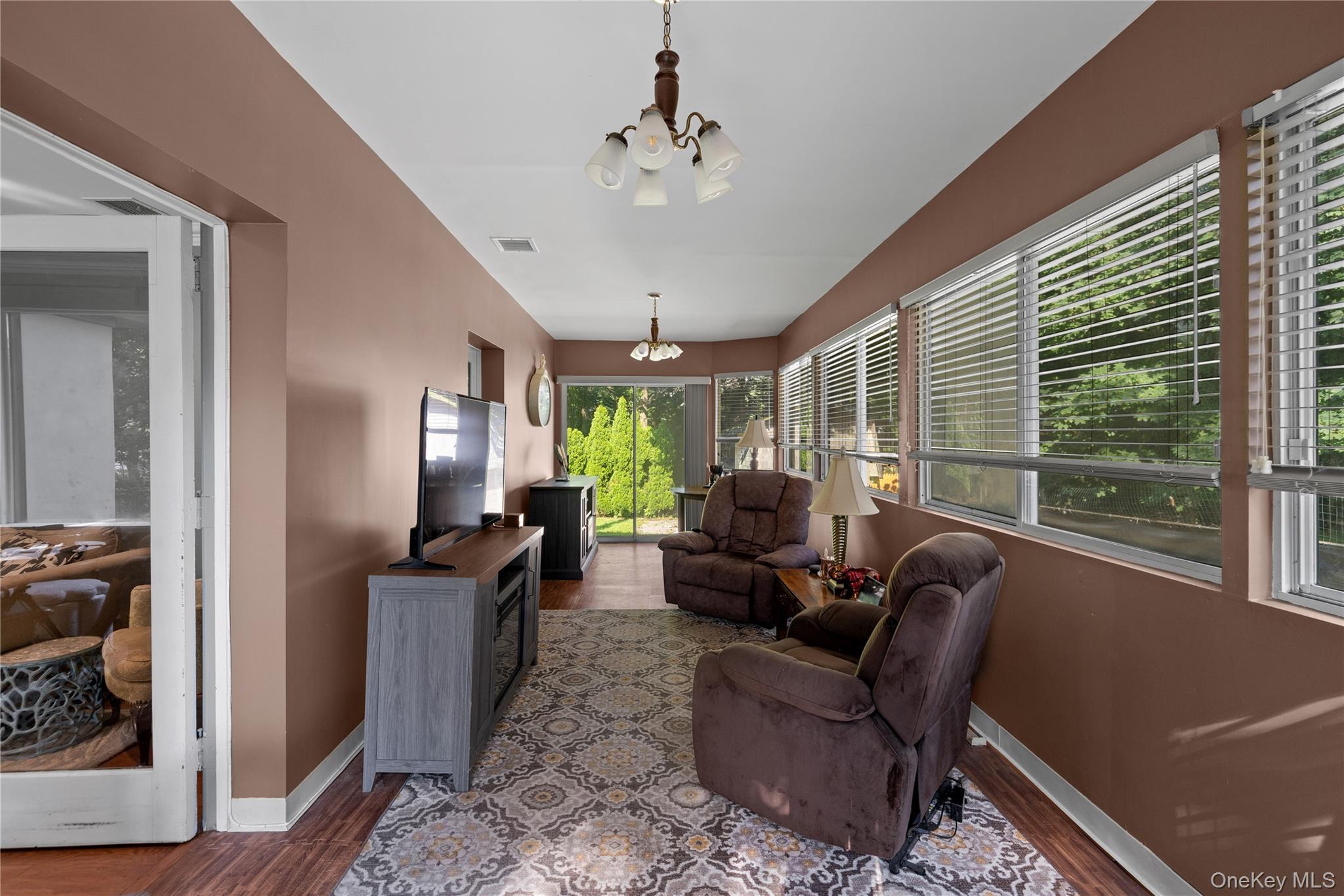 Single Family Cliff Road W Suffolk County, NY 11792, MLS-1030137-15