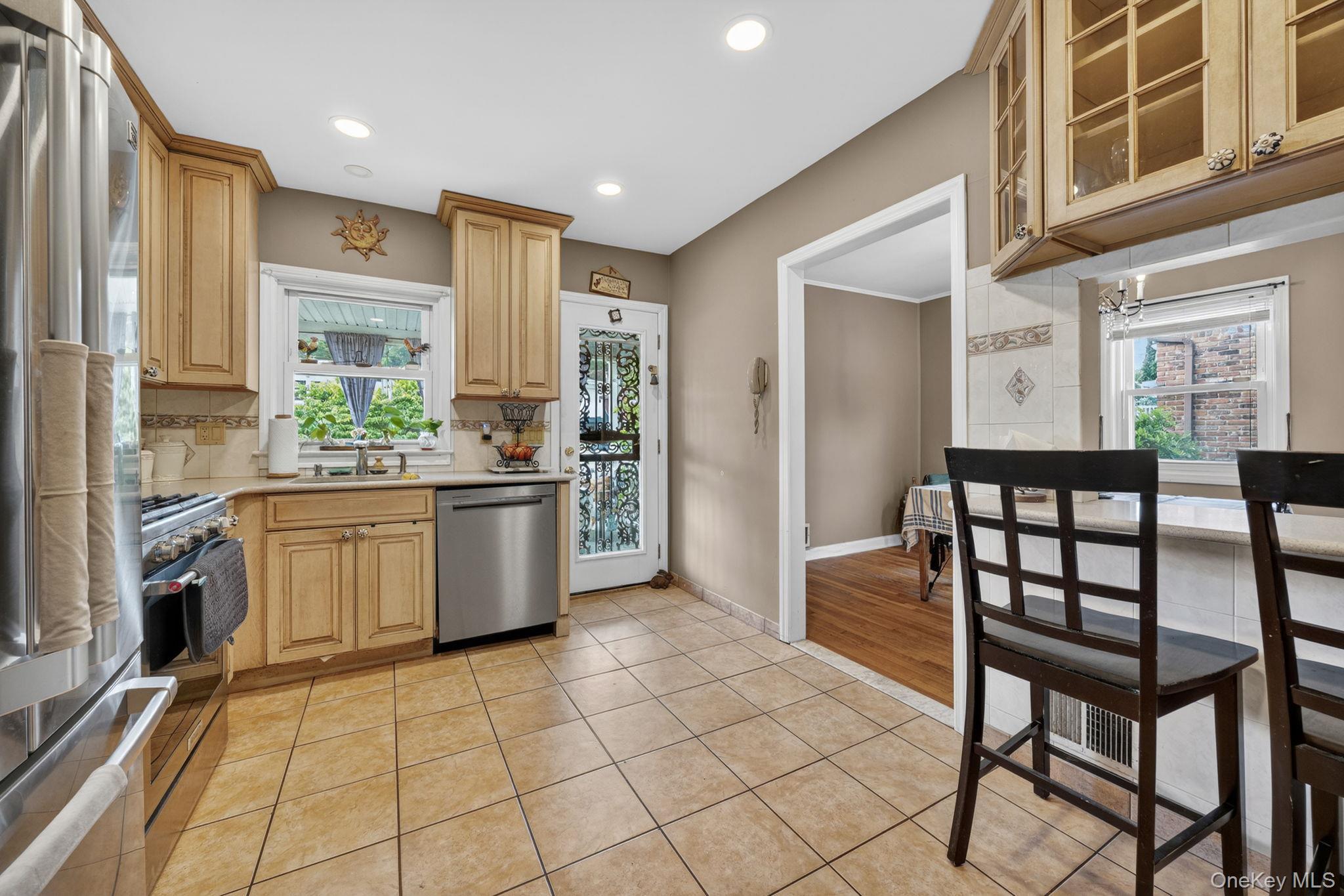 Single Family Clunie Avenue Westchester County, NY 10703, MLS-1030160-7