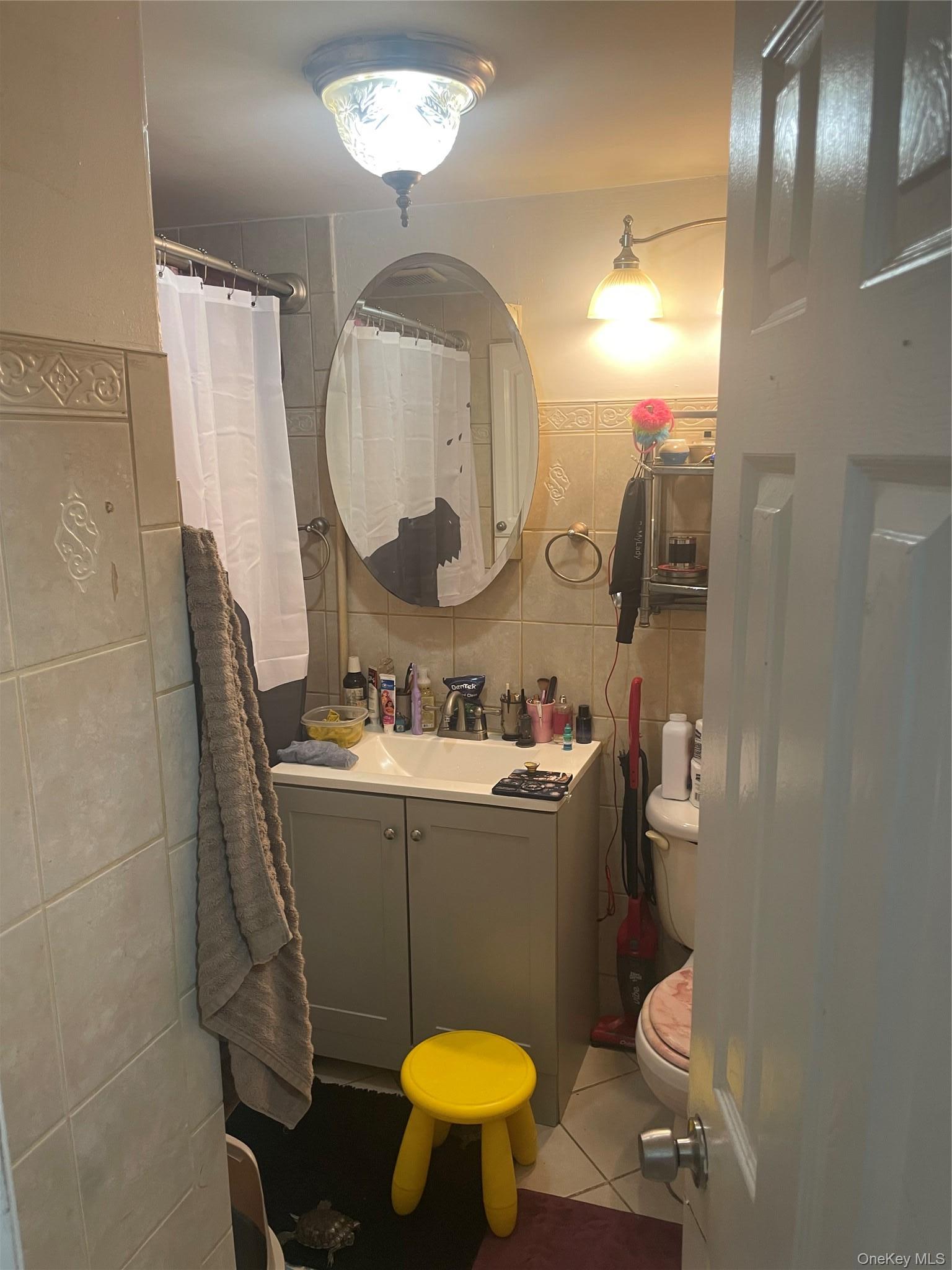 Single Family Turneur Avenue Bronx, NY 10473, MLS-1030168-12