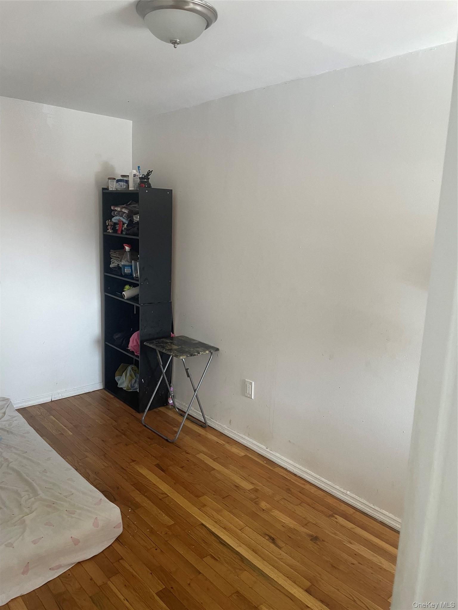 Single Family Turneur Avenue Bronx, NY 10473, MLS-1030168-9
