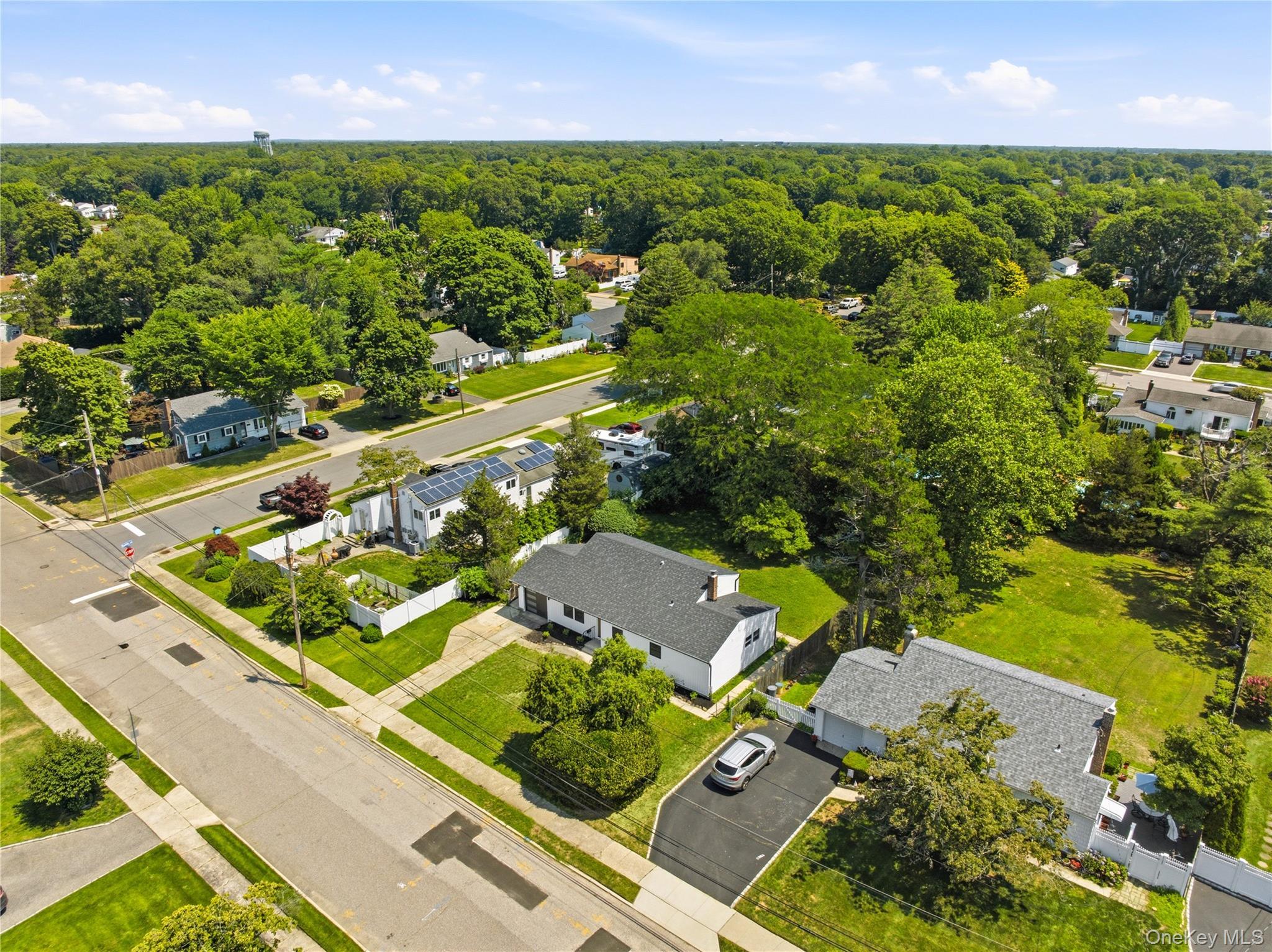 Single Family Thompson Drive Suffolk County, NY 11706, MLS-1030178-36