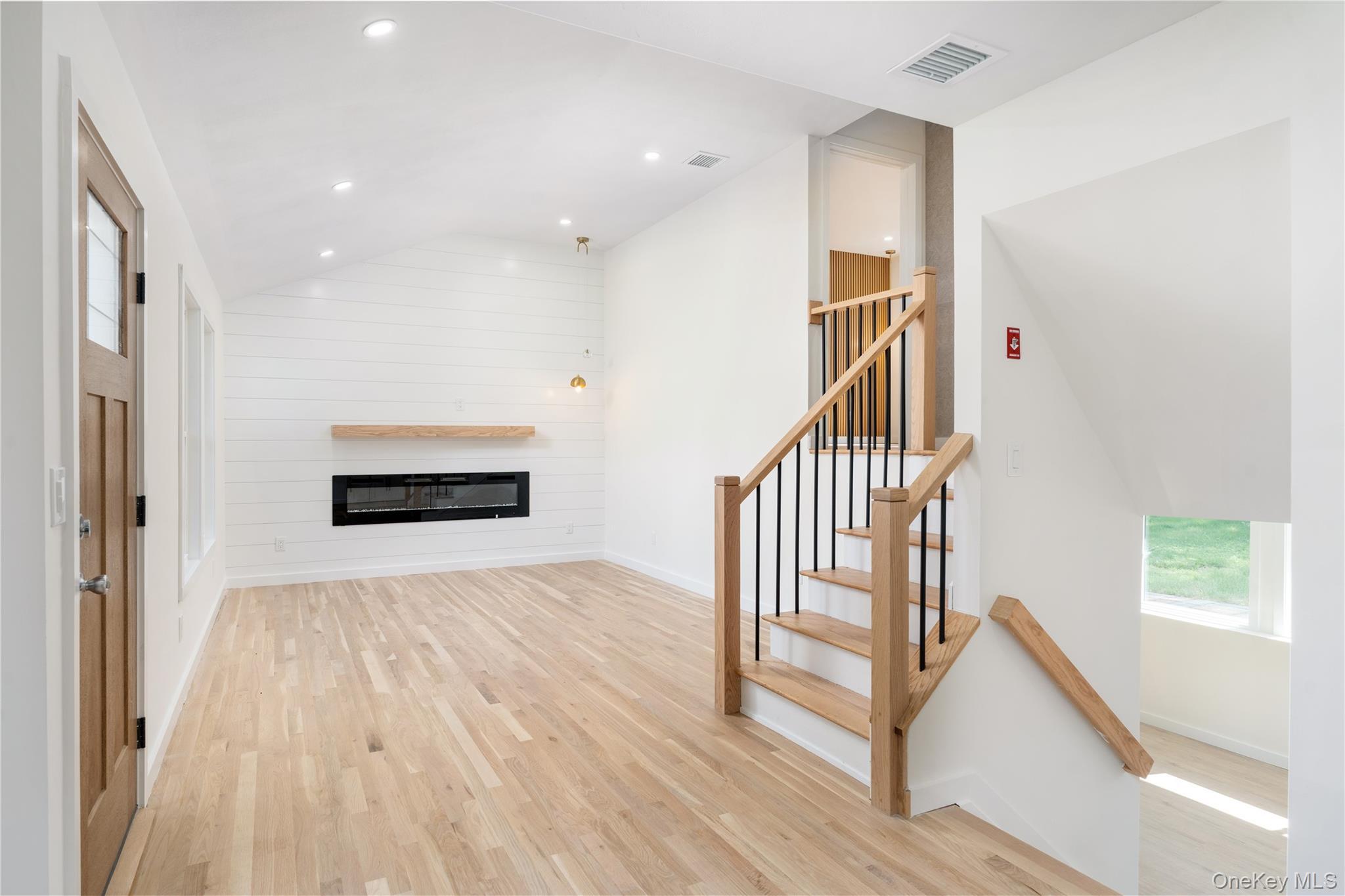 Single Family Thompson Drive Suffolk County, NY 11706, MLS-1030178-6