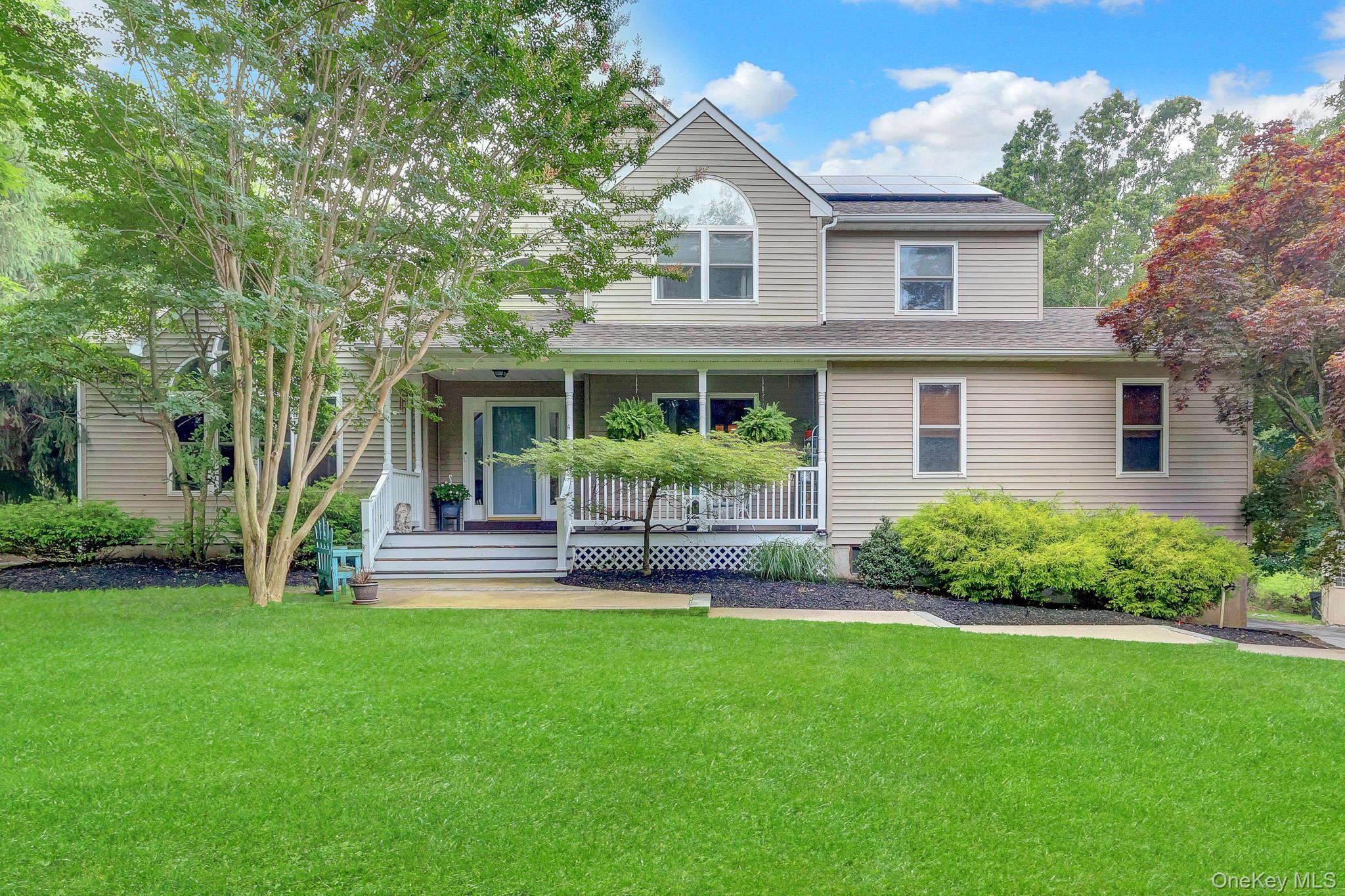 Single Family Apple Lane Suffolk County, NY 11792, MLS-1030183-3