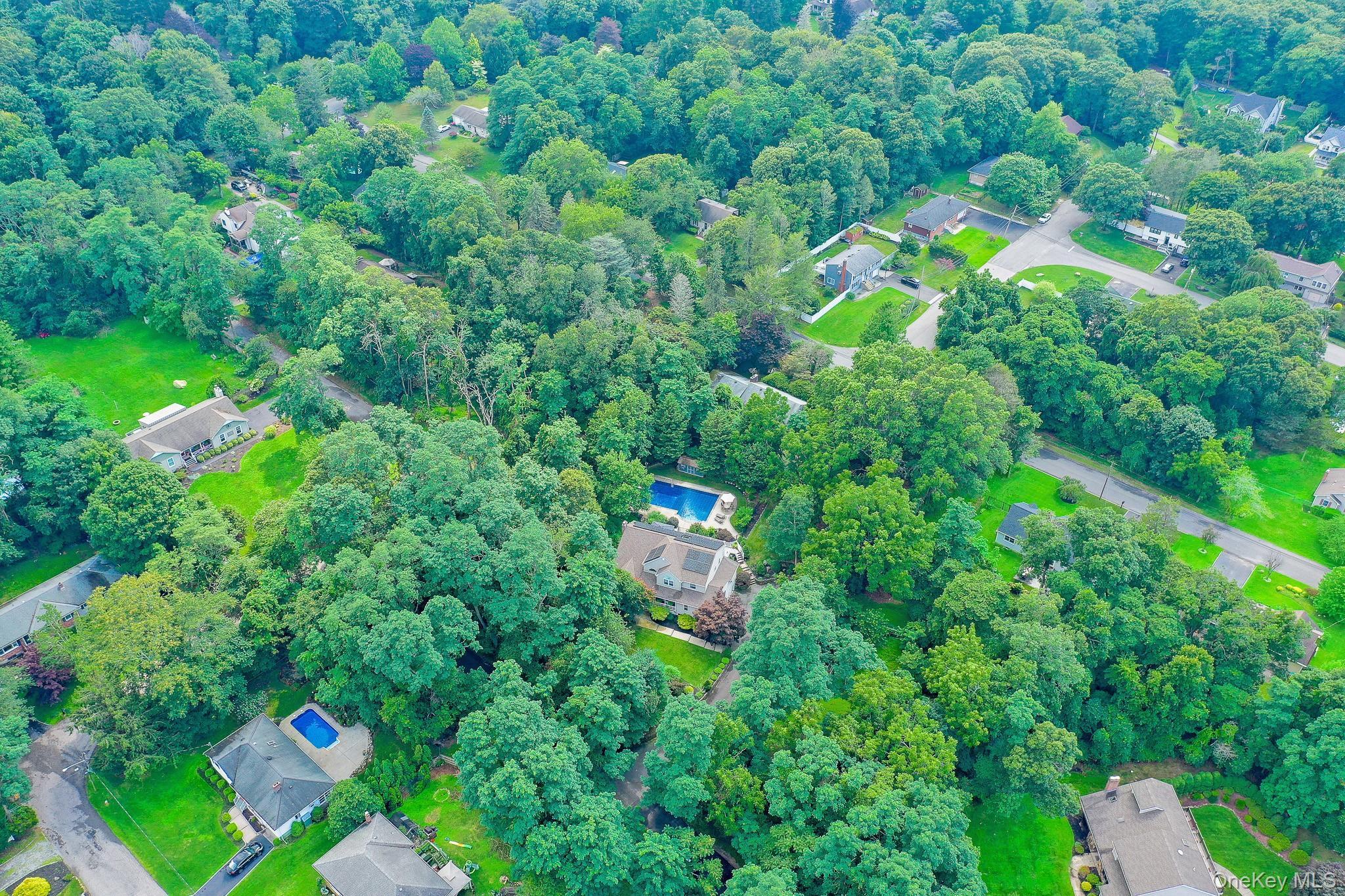 Single Family Apple Lane Suffolk County, NY 11792, MLS-1030183-44
