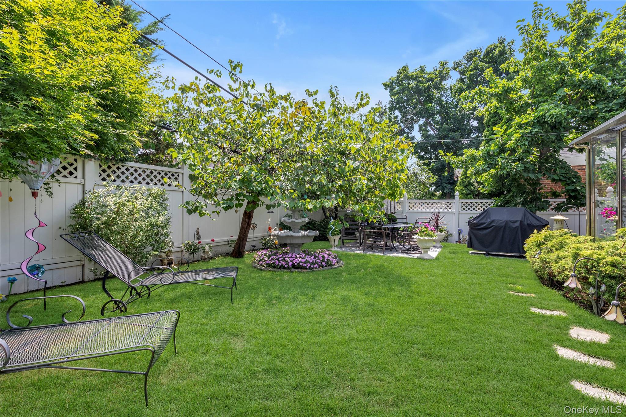 Single Family 219th Street Queens, NY 11361, MLS-1030199-20
