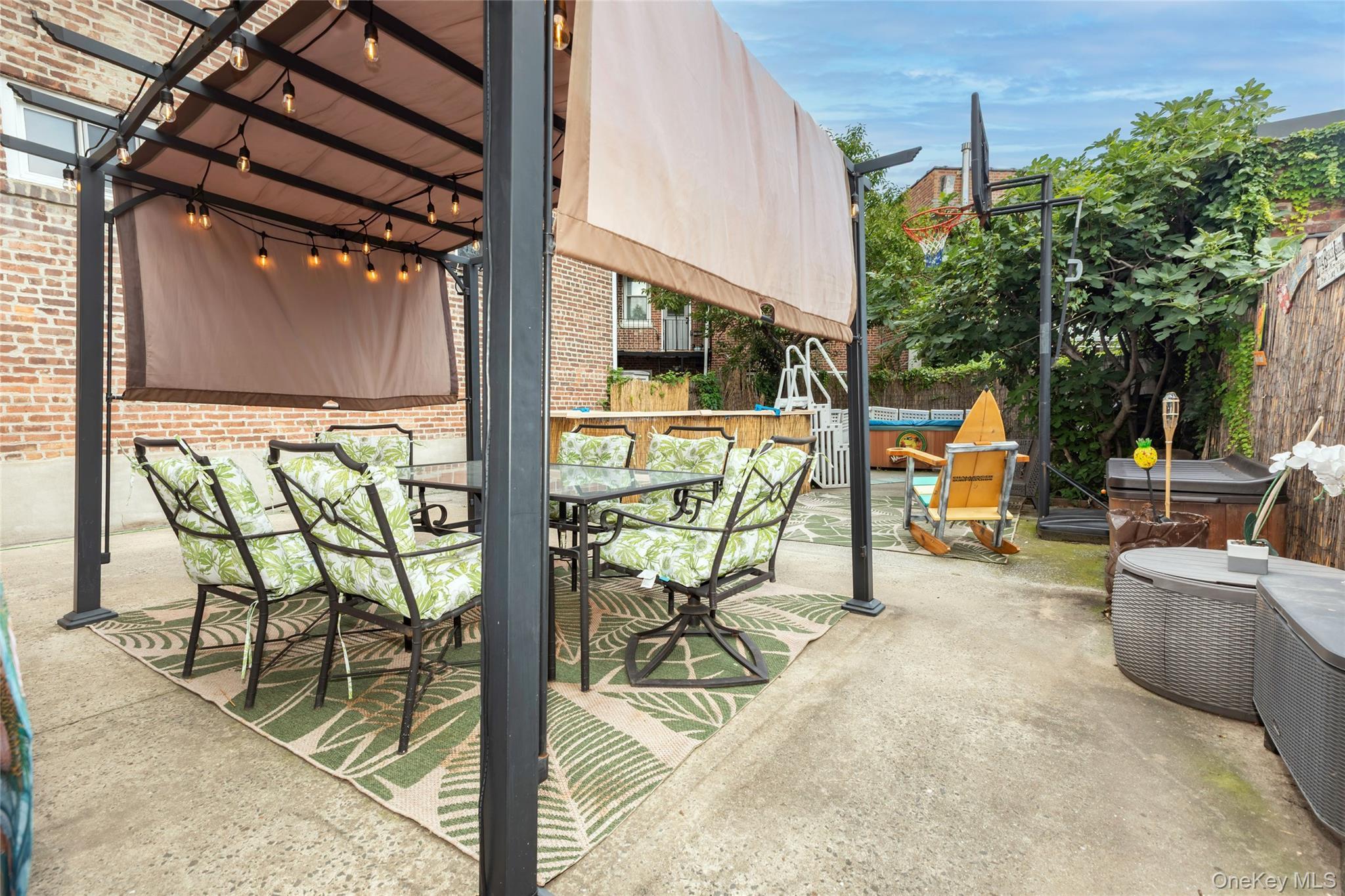 Single Family Hobart Avenue Bronx, NY 10461, MLS-1030200-20