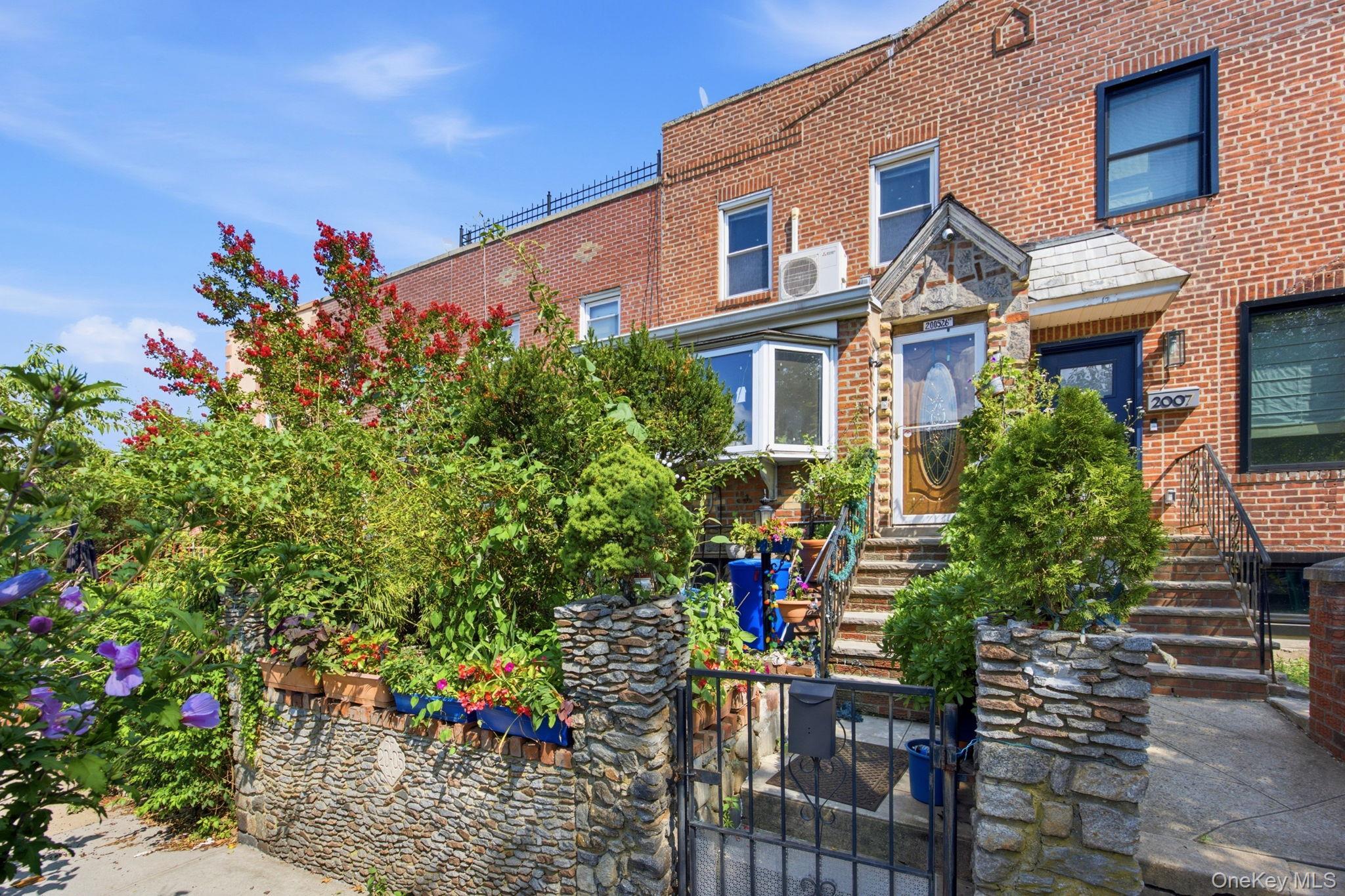 Single Family 26th Street Queens, NY 11105, MLS-1030220-2