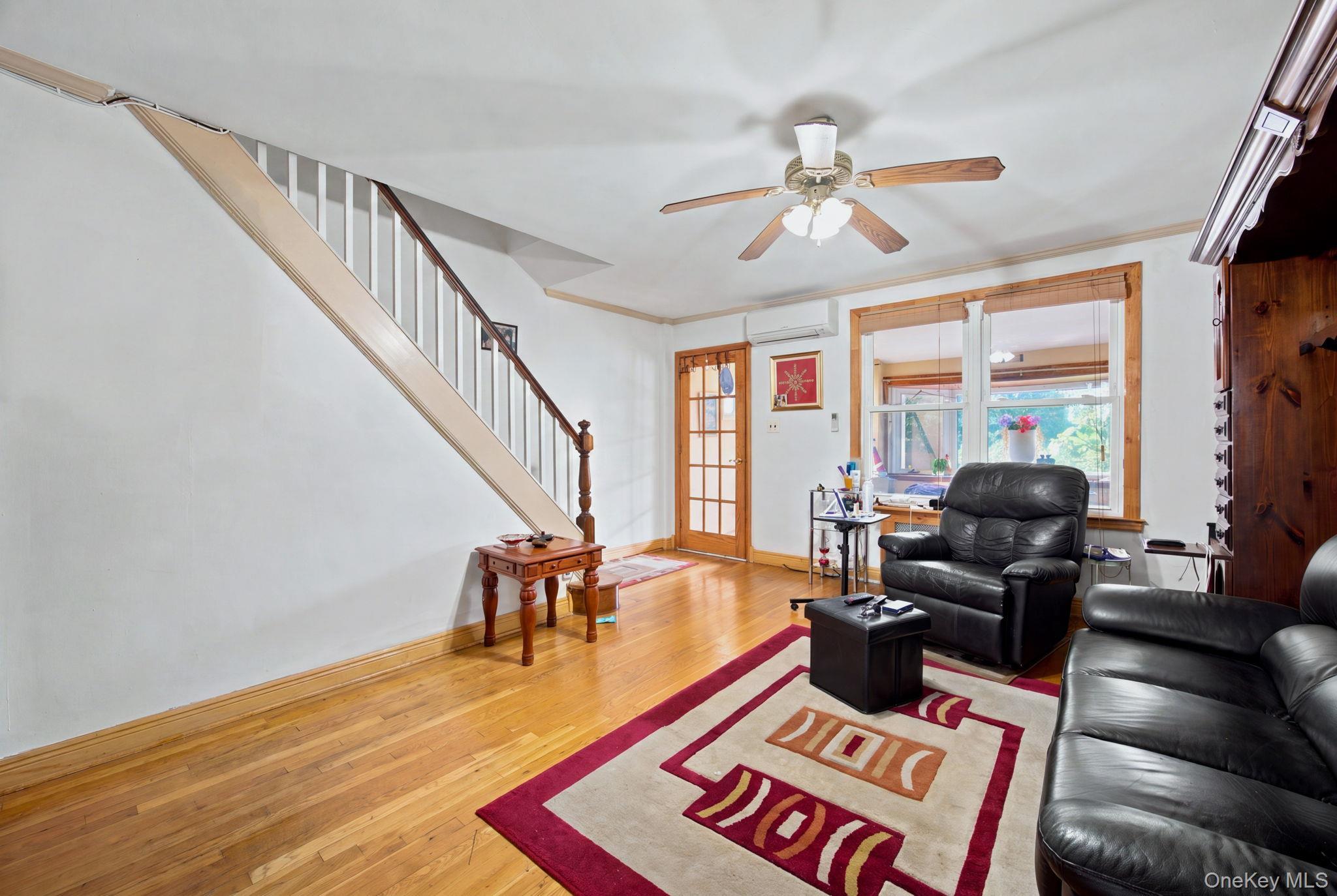 Single Family 26th Street Queens, NY 11105, MLS-1030220-5