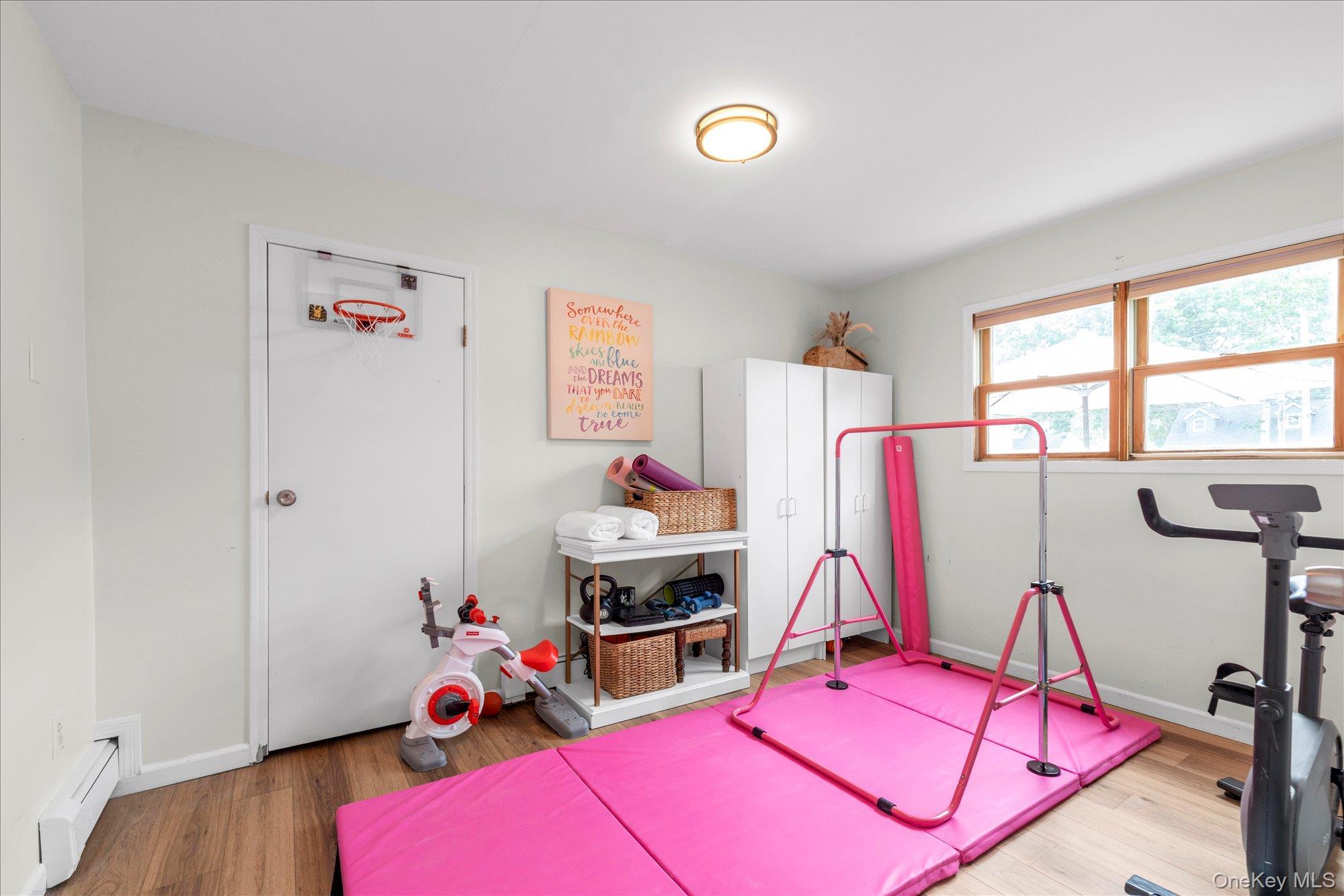 Single Family N Erie Avenue  Suffolk County, NY 11757, MLS-1030232-20