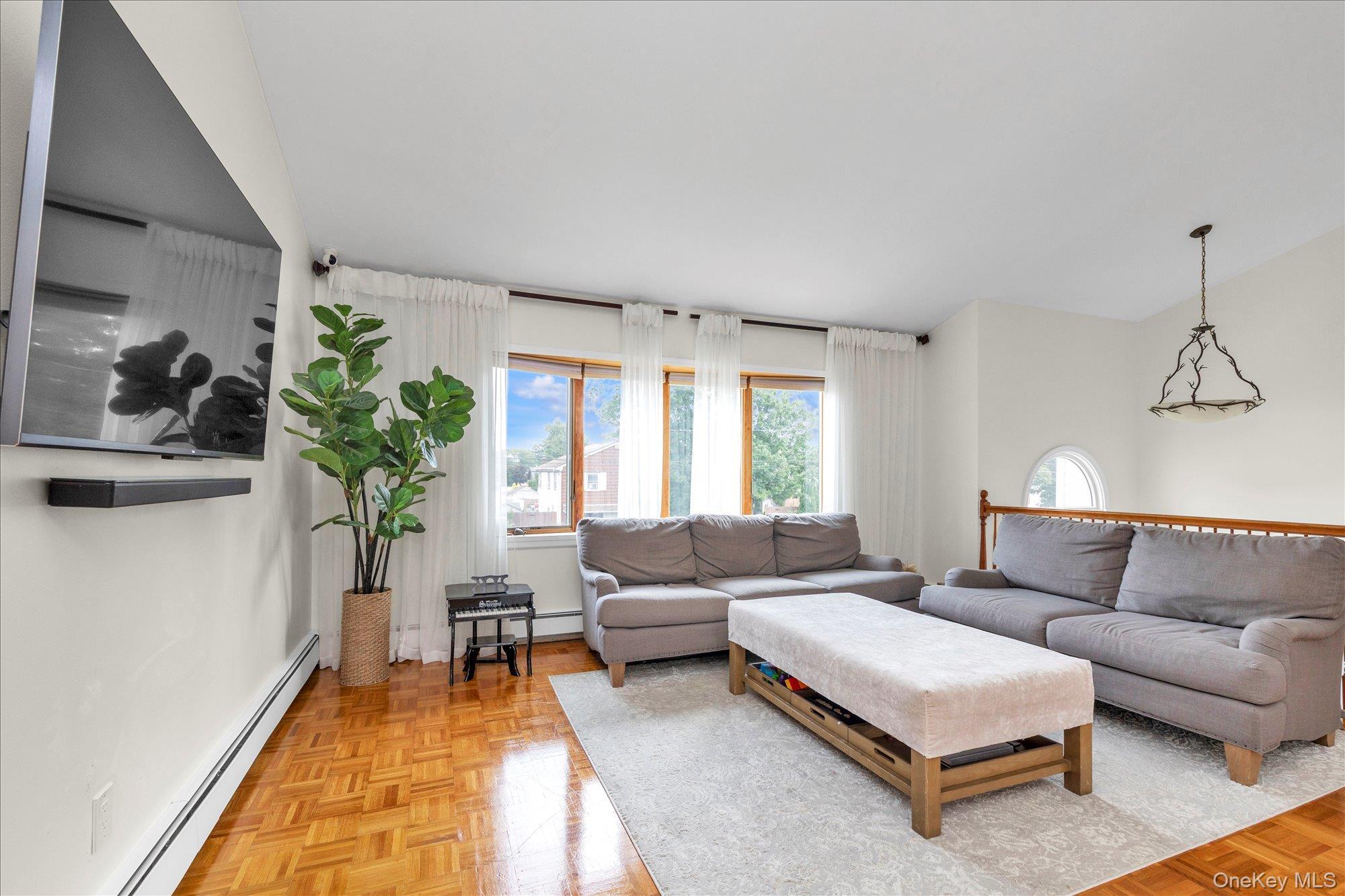 Single Family N Erie Avenue  Suffolk County, NY 11757, MLS-1030232-4