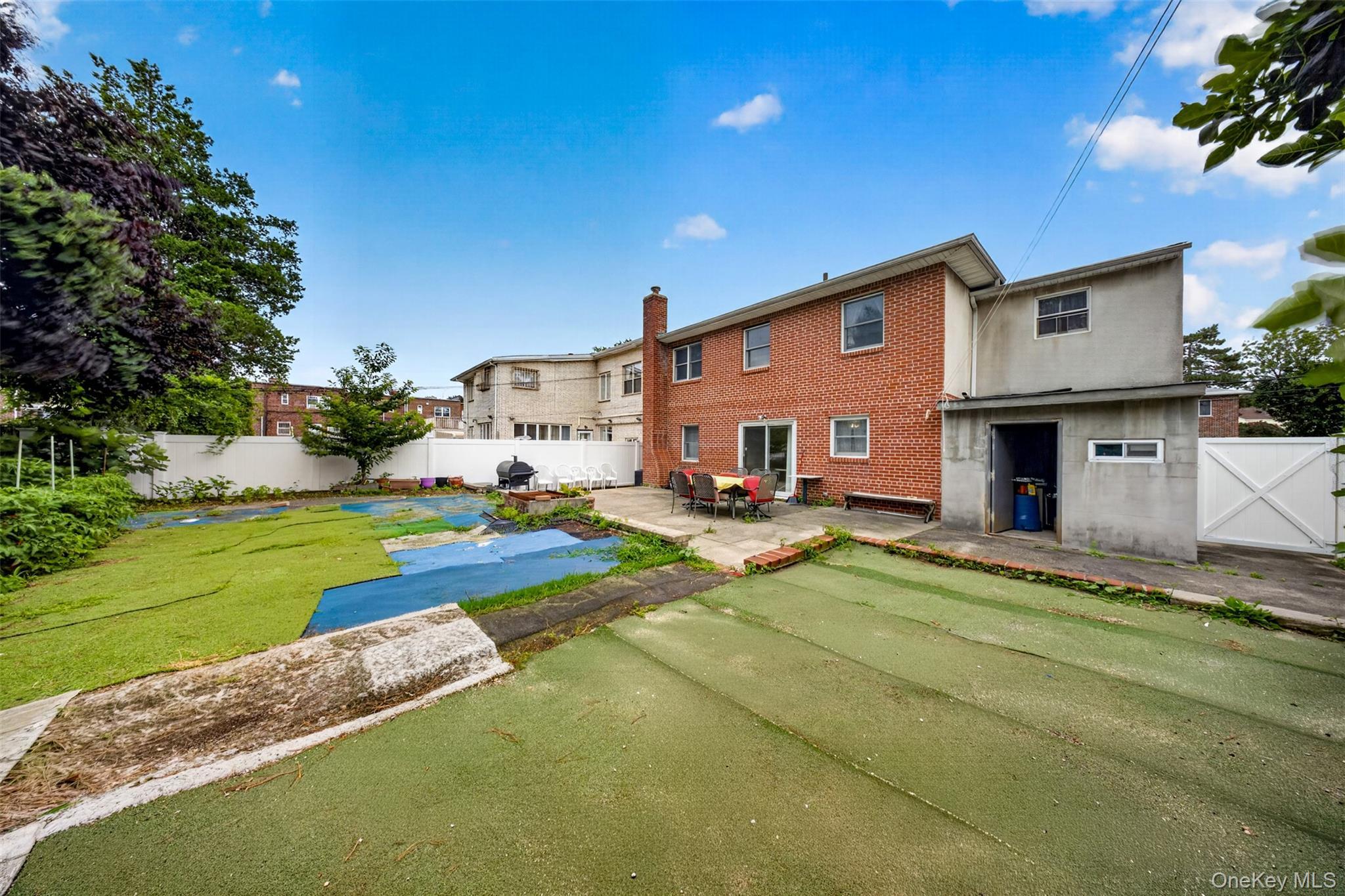 Single Family 63rd Avenue  Queens, NY 11367, MLS-1030257-25