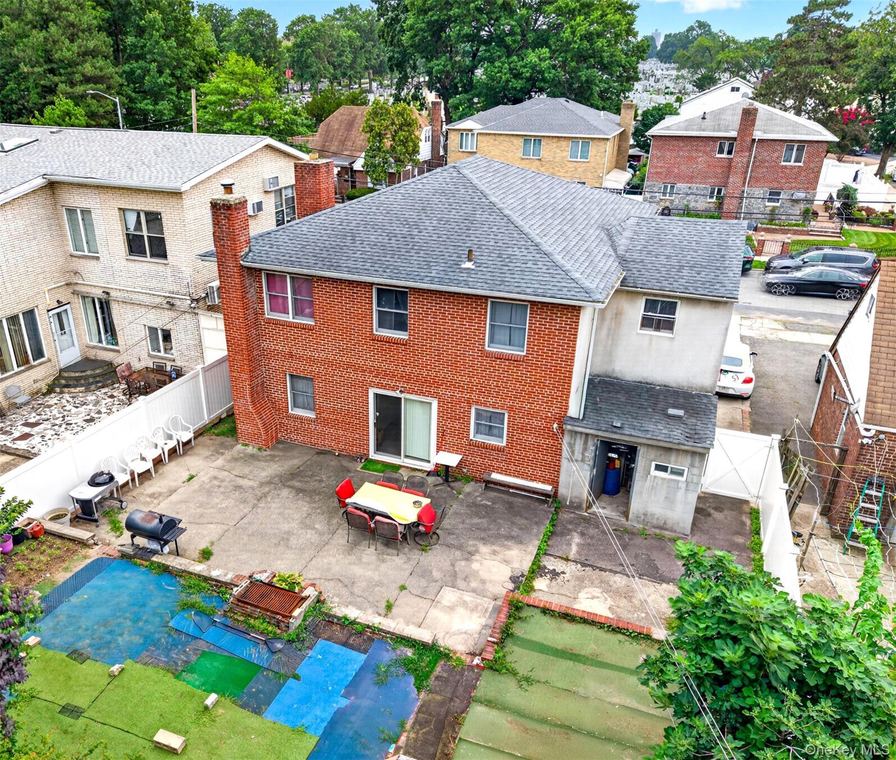 Single Family 63rd Avenue  Queens, NY 11367, MLS-1030257-26
