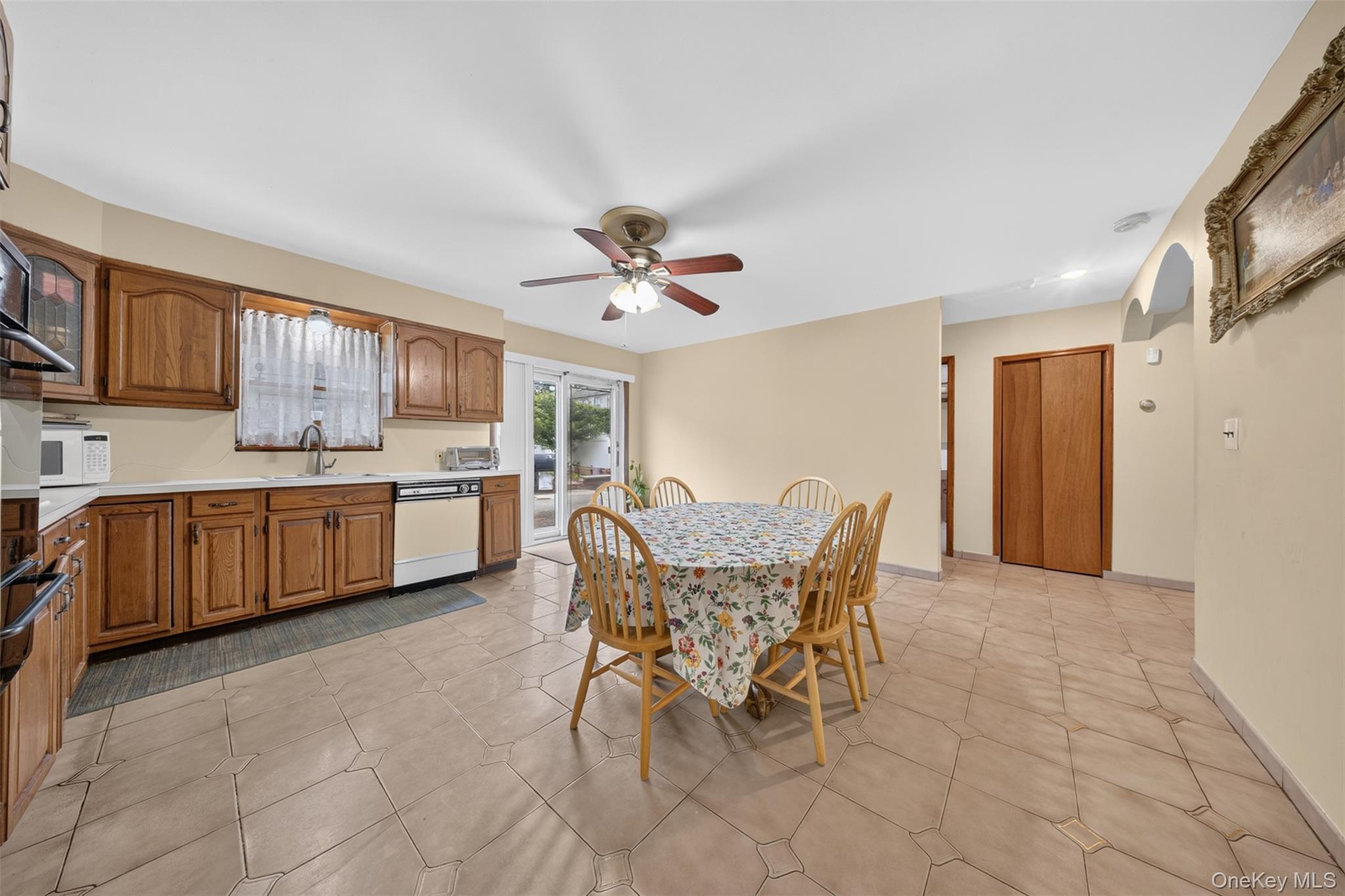 Single Family 63rd Avenue  Queens, NY 11367, MLS-1030257-8
