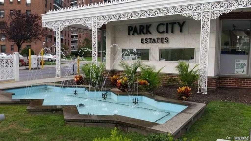 Apartment 98th Street  Queens, NY 11374, MLS-1030259-2