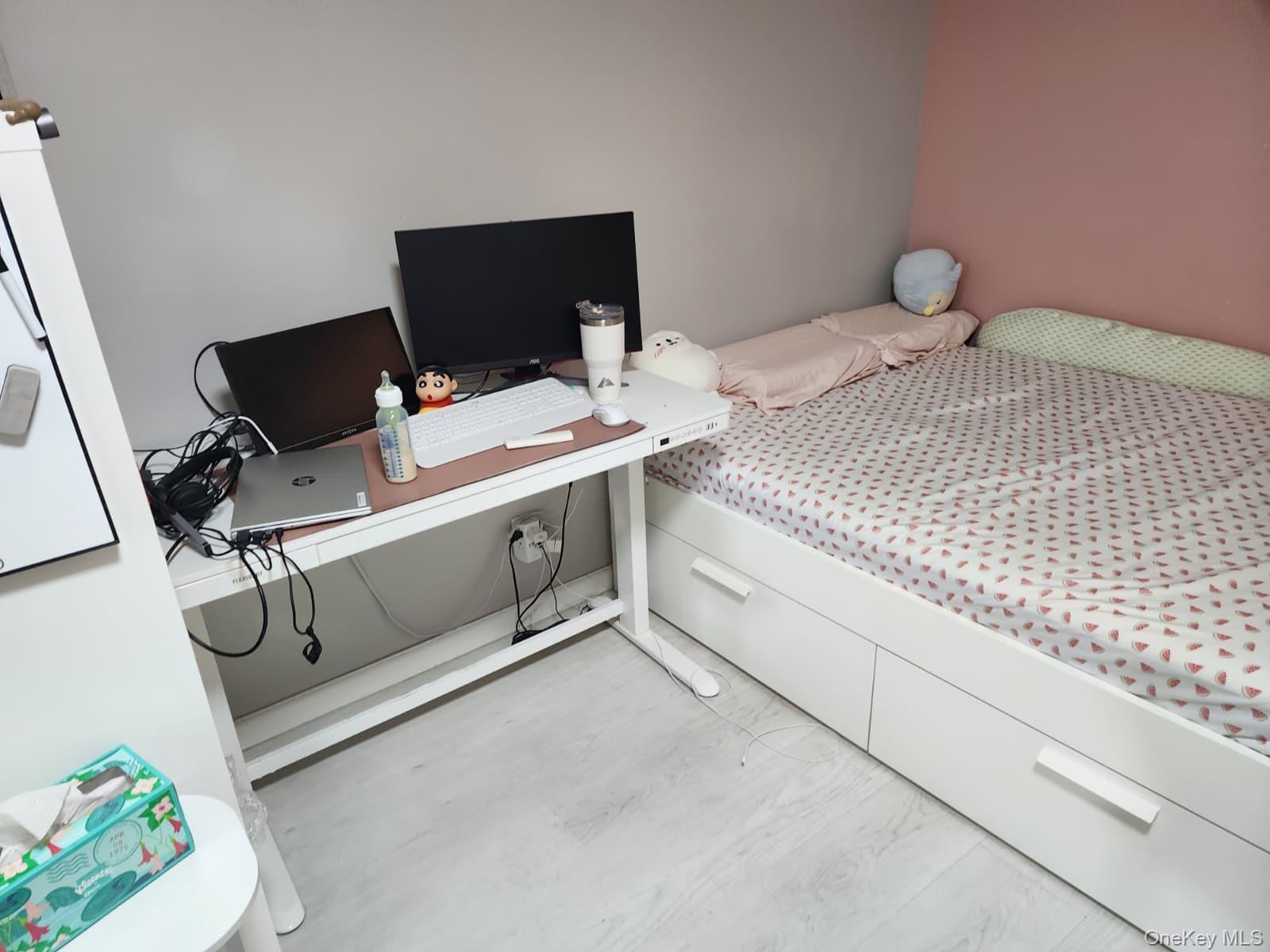 Apartment 98th Street  Queens, NY 11374, MLS-1030259-8