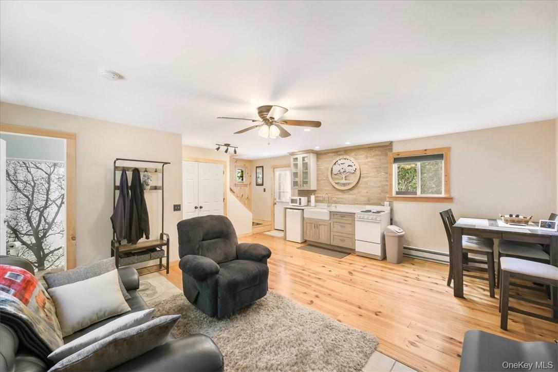 Single Family Treetops Trail  Sullivan County, NY 12721, MLS-1030262-6