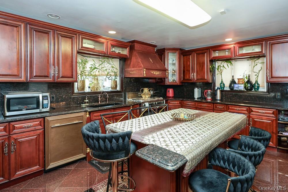 Single Family 79th Avenue Queens, NY 11004, MLS-1030270-14