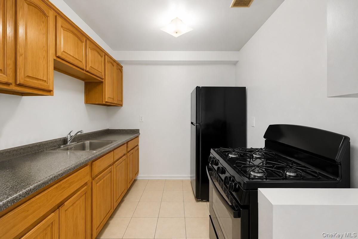 Single Family Coster Street Bronx, NY 10474, MLS-1030271-8