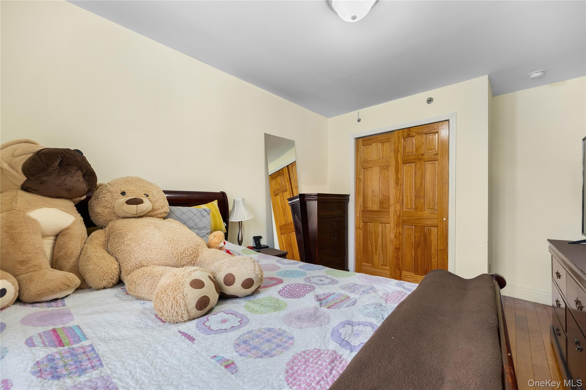 Single Family 183rd Street Queens, NY 11365, MLS-1030287-13