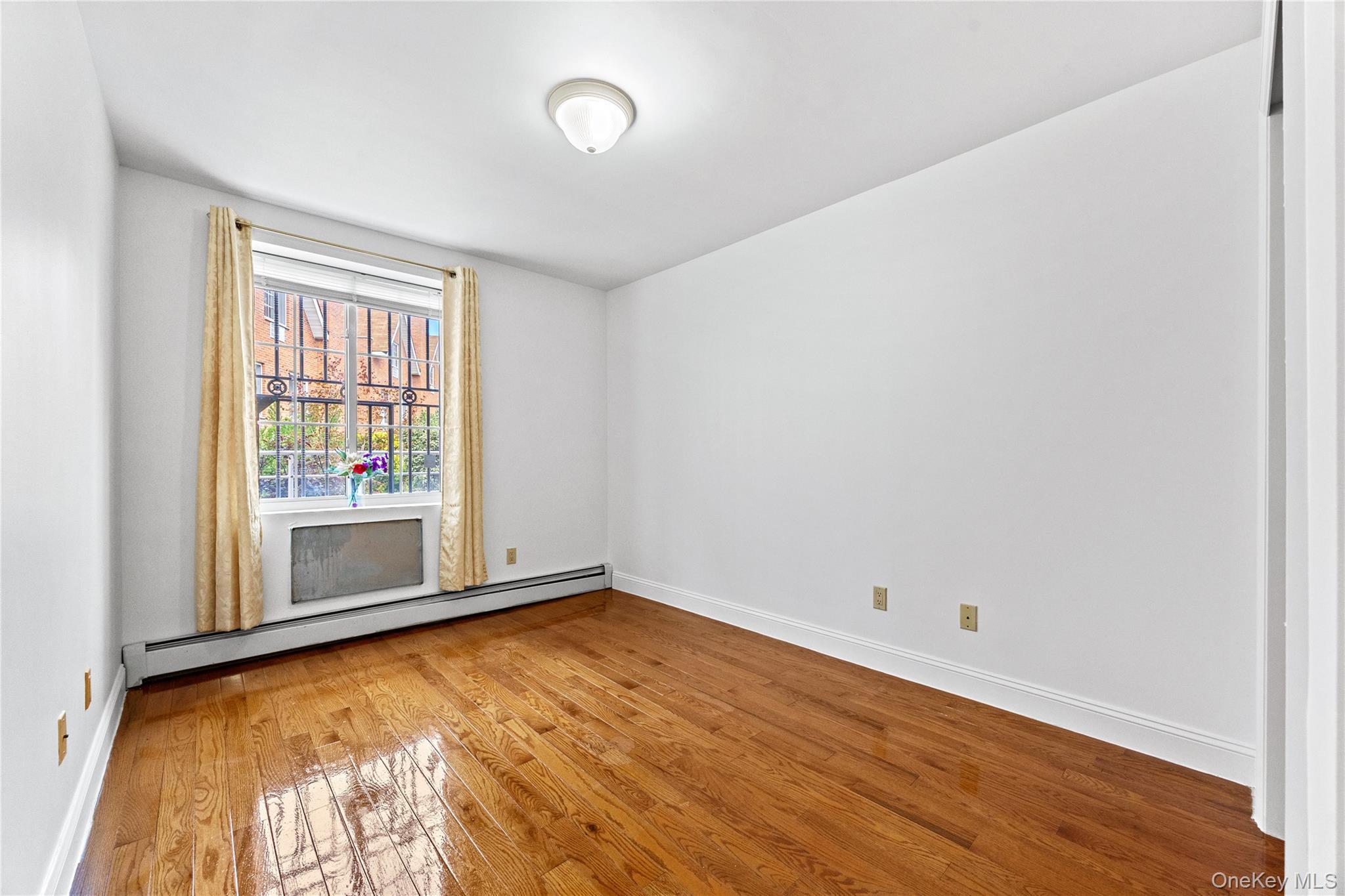 Single Family 183rd Street Queens, NY 11365, MLS-1030287-30