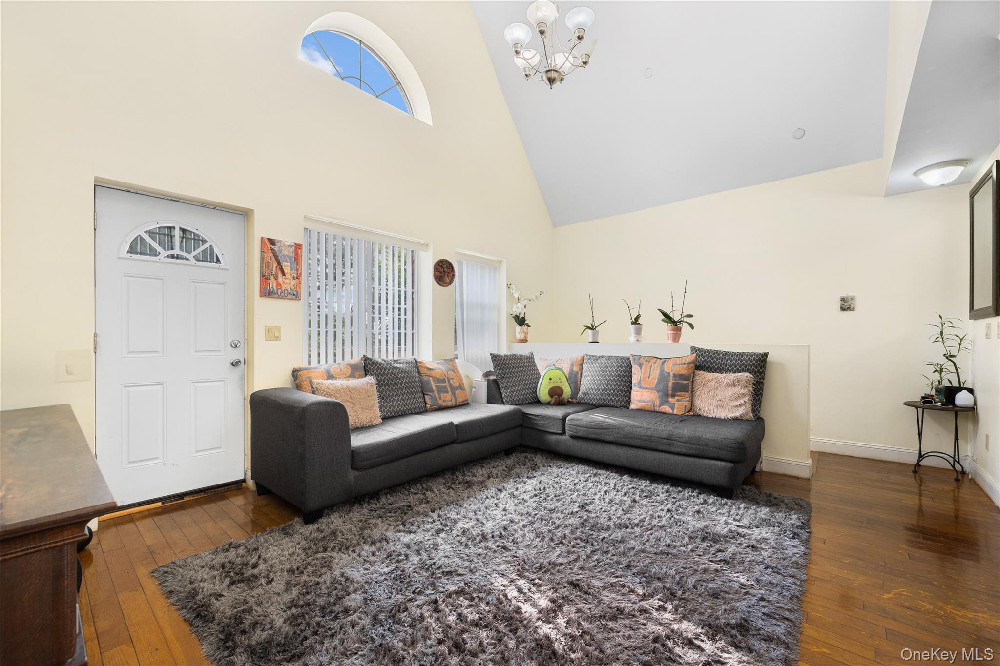Single Family 183rd Street Queens, NY 11365, MLS-1030287-5