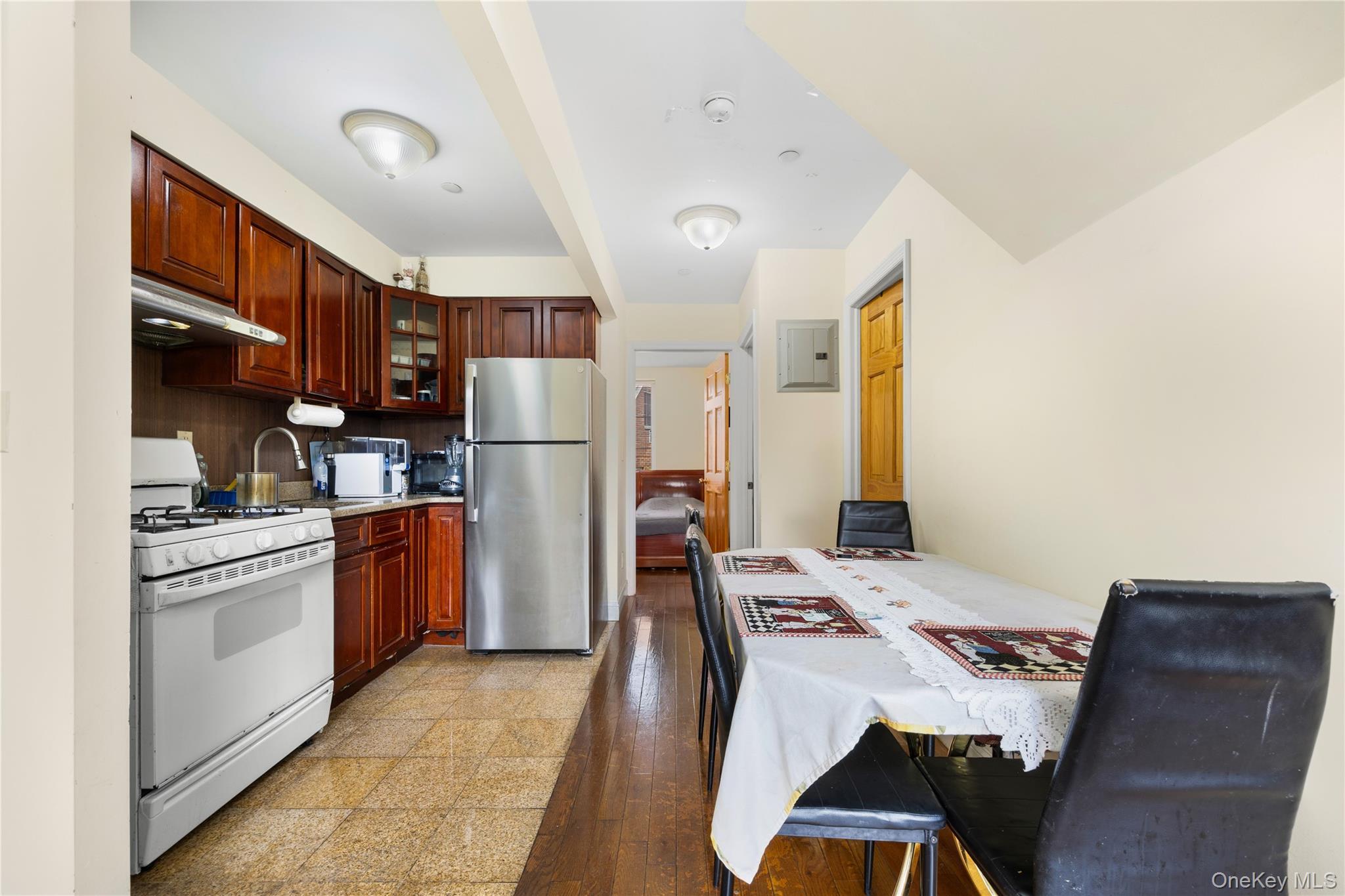 Single Family 183rd Street Queens, NY 11365, MLS-1030287-8
