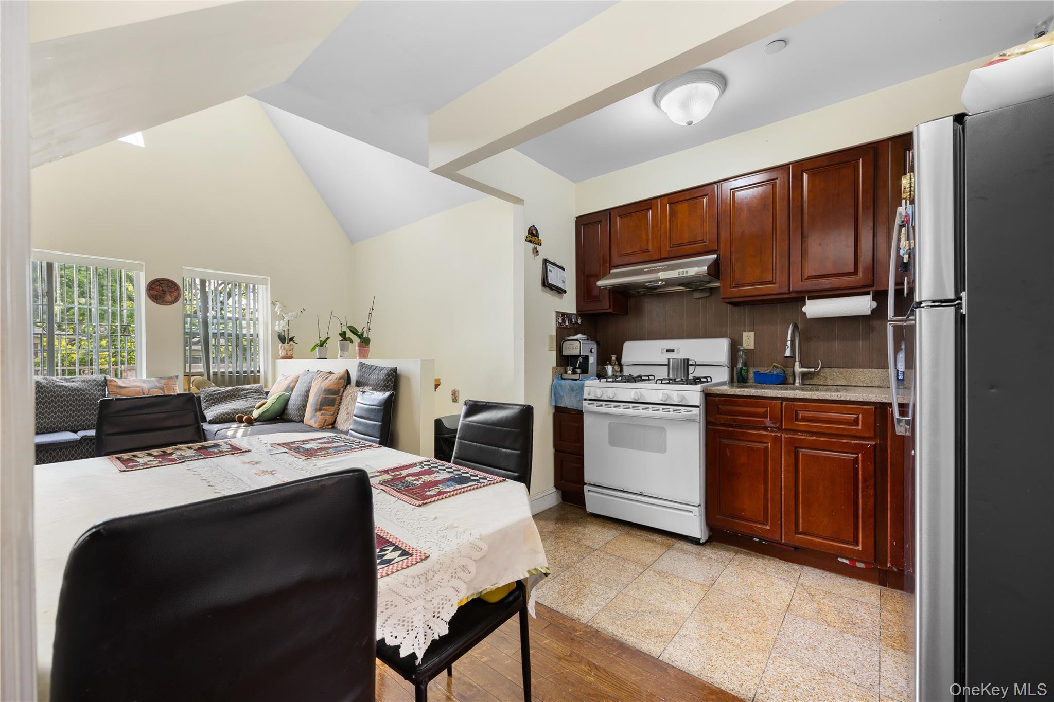 Single Family 183rd Street Queens, NY 11365, MLS-1030287-9