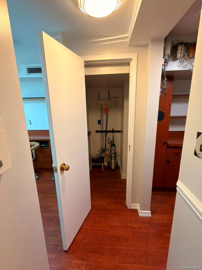 Apartment W 68th Street Manhattan, NY 10023, MLS-1030328-16