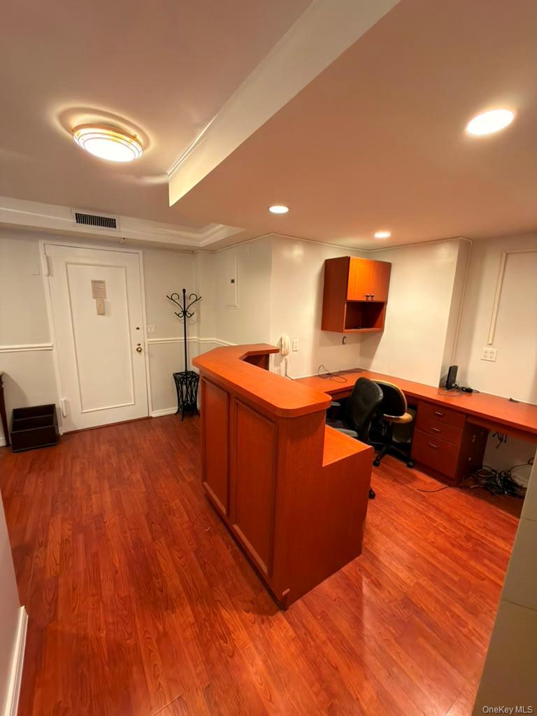 Apartment W 68th Street Manhattan, NY 10023, MLS-1030328-3