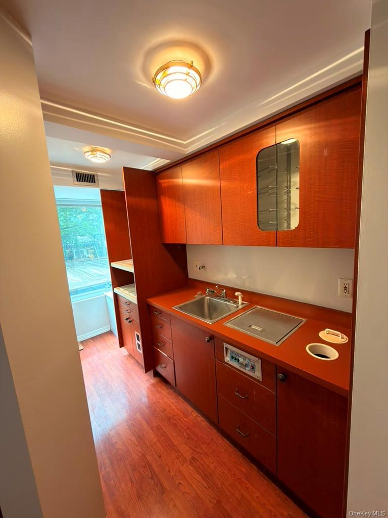 Apartment W 68th Street Manhattan, NY 10023, MLS-1030328-6