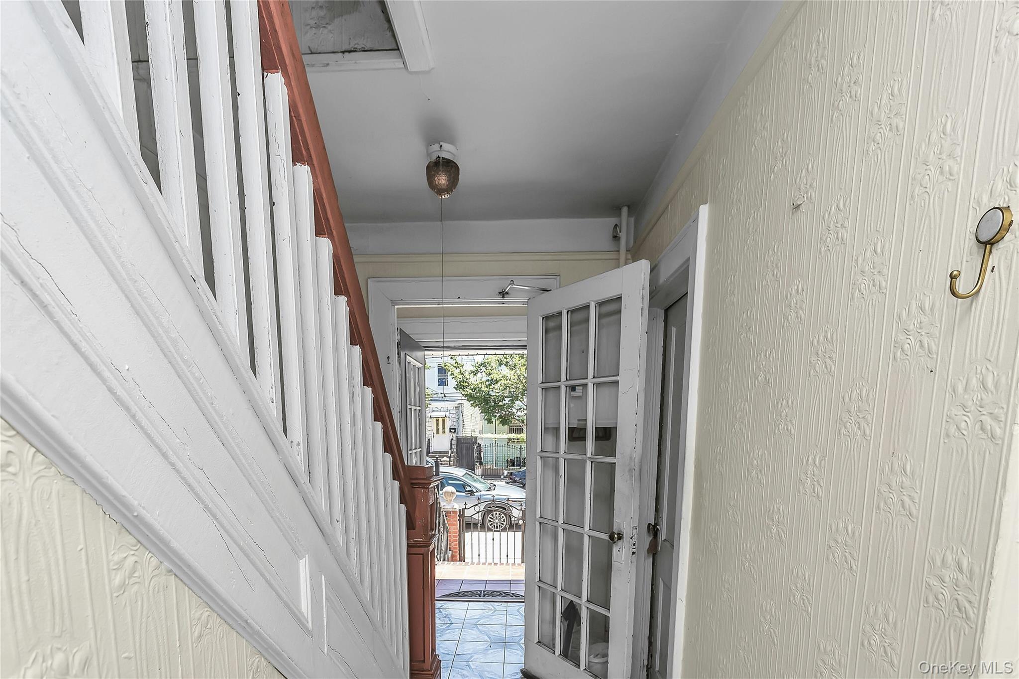 Single Family 37th Drive Queens, NY 11368, MLS-1030364-10