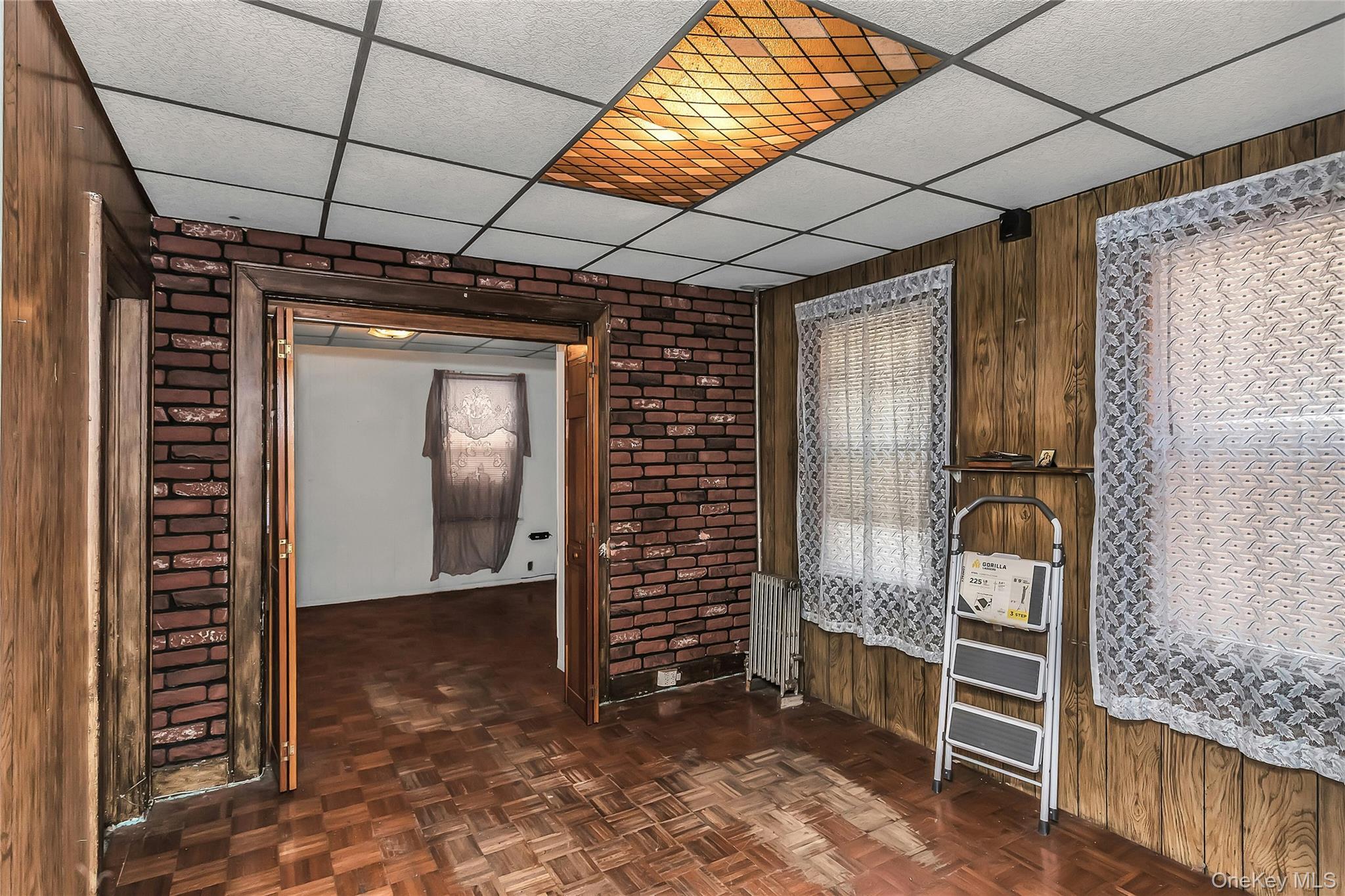 Single Family 37th Drive Queens, NY 11368, MLS-1030364-17