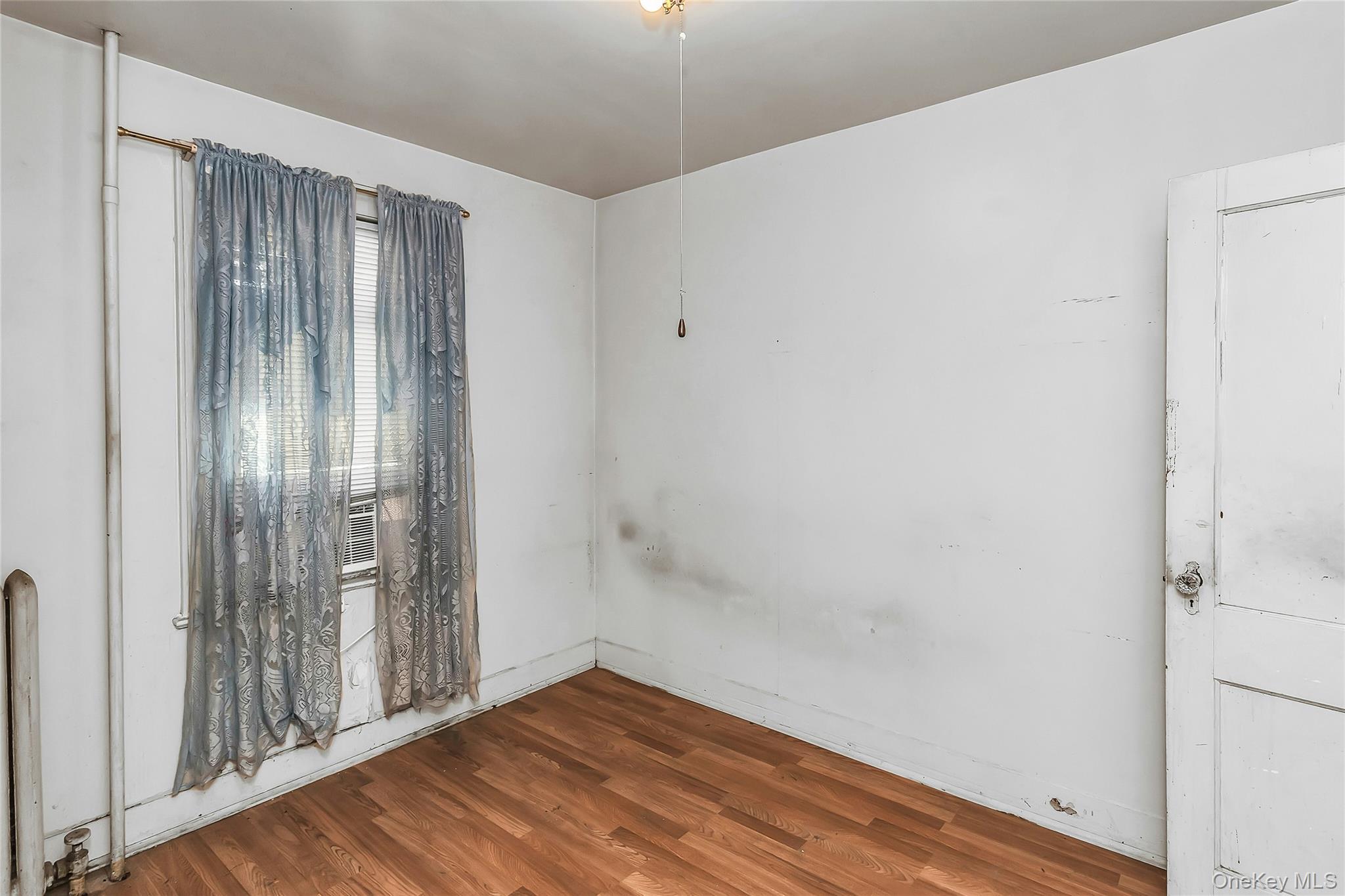 Single Family 37th Drive Queens, NY 11368, MLS-1030364-21
