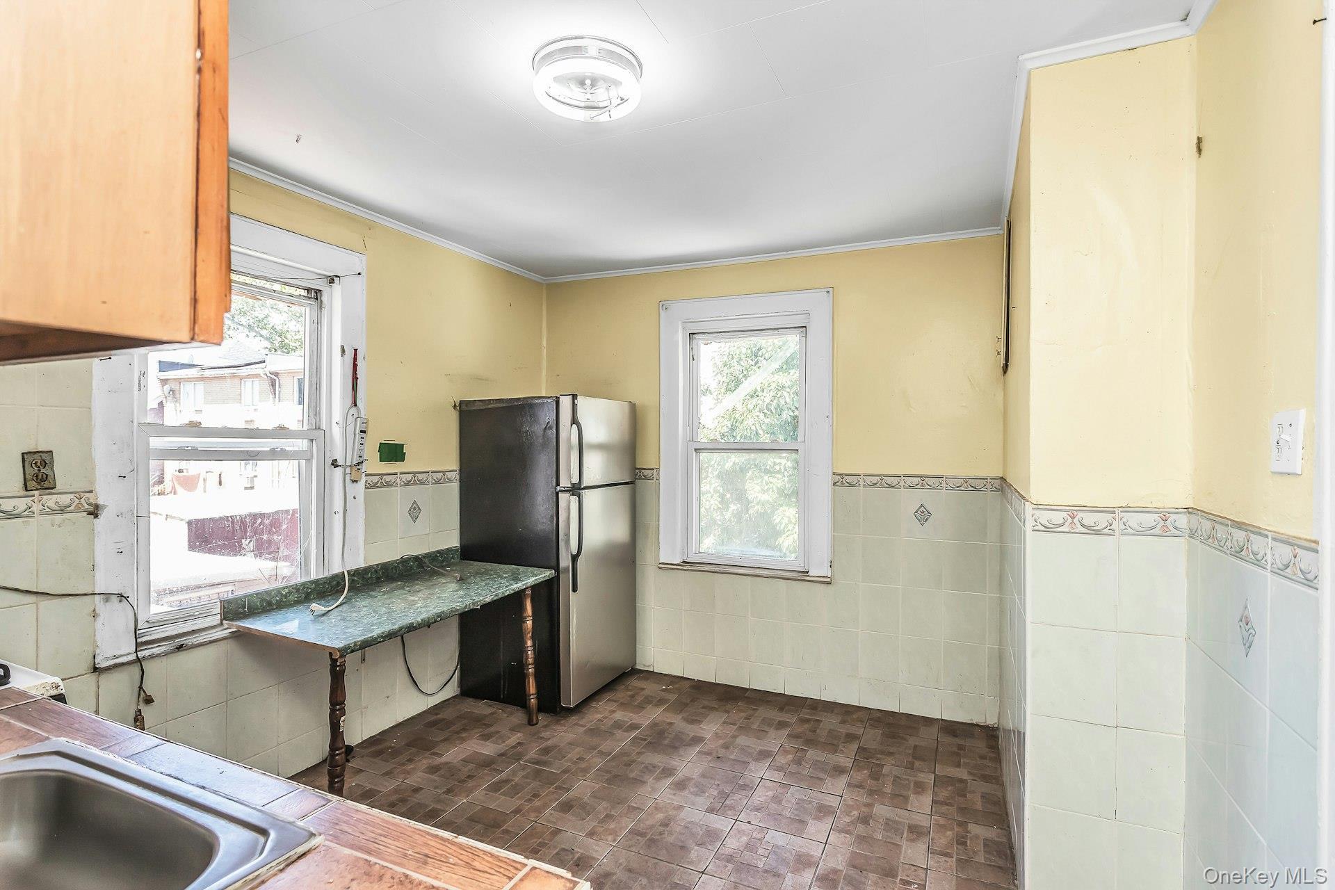 Single Family 37th Drive Queens, NY 11368, MLS-1030364-24