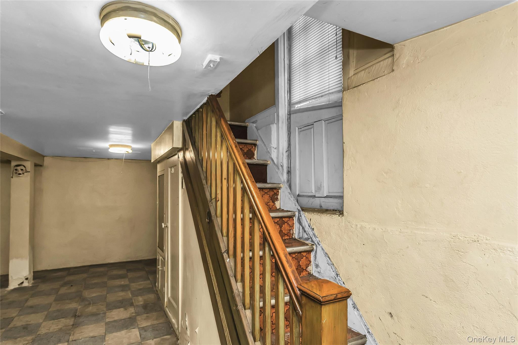 Single Family 37th Drive Queens, NY 11368, MLS-1030364-33