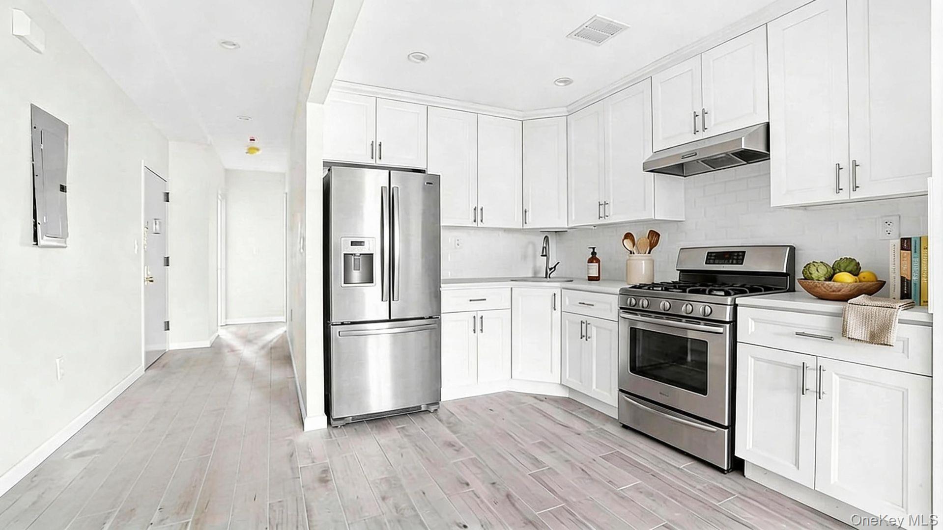 Single Family Van Nest Bronx, NY 10460, MLS-1030380-3