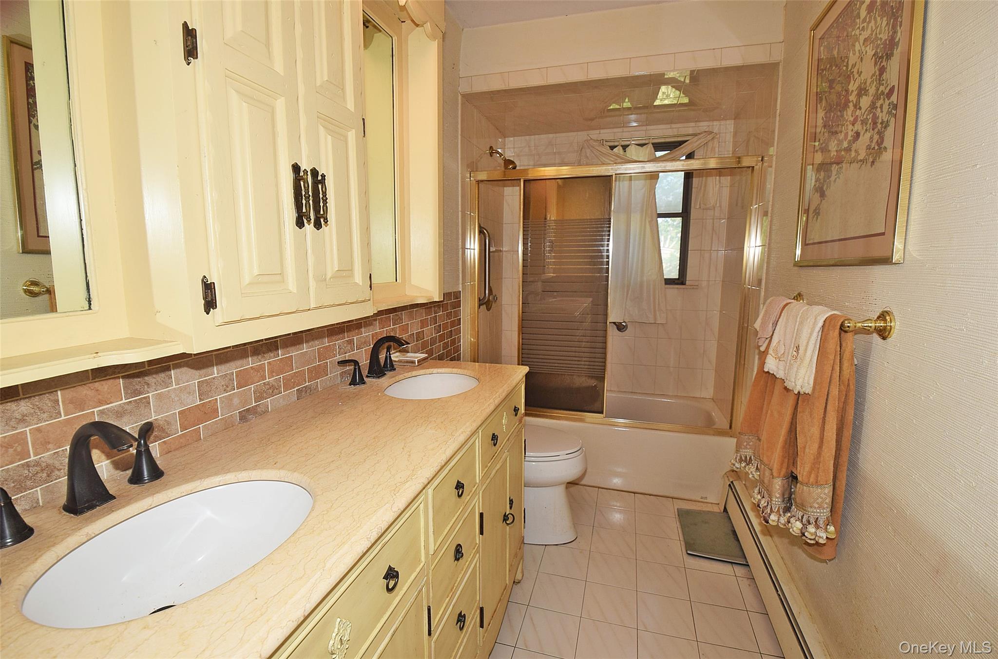 Single Family Ivy Hill Drive  Suffolk County, NY 11787, MLS-1030391-13