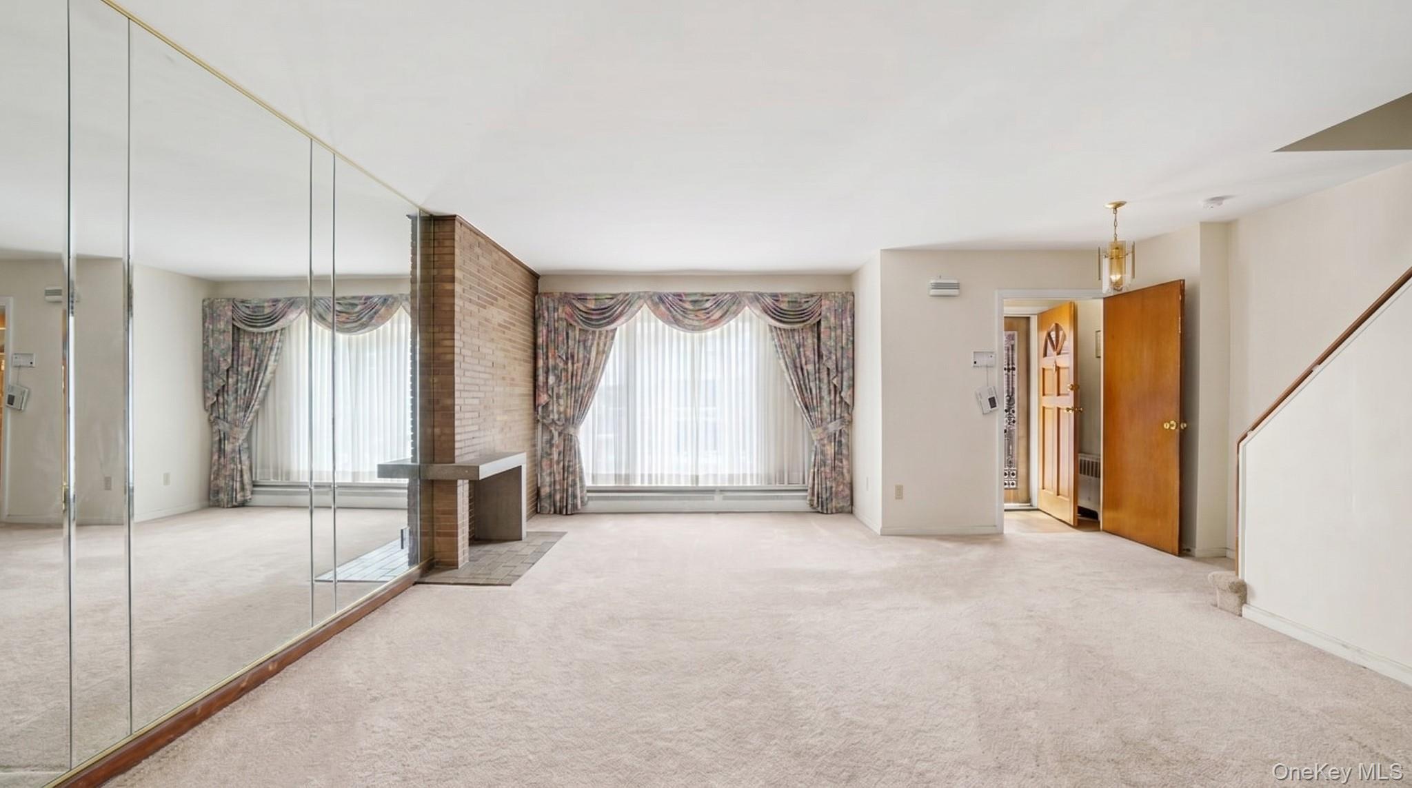 Single Family Seymour Avenue Bronx, NY 10469, MLS-1030405-26