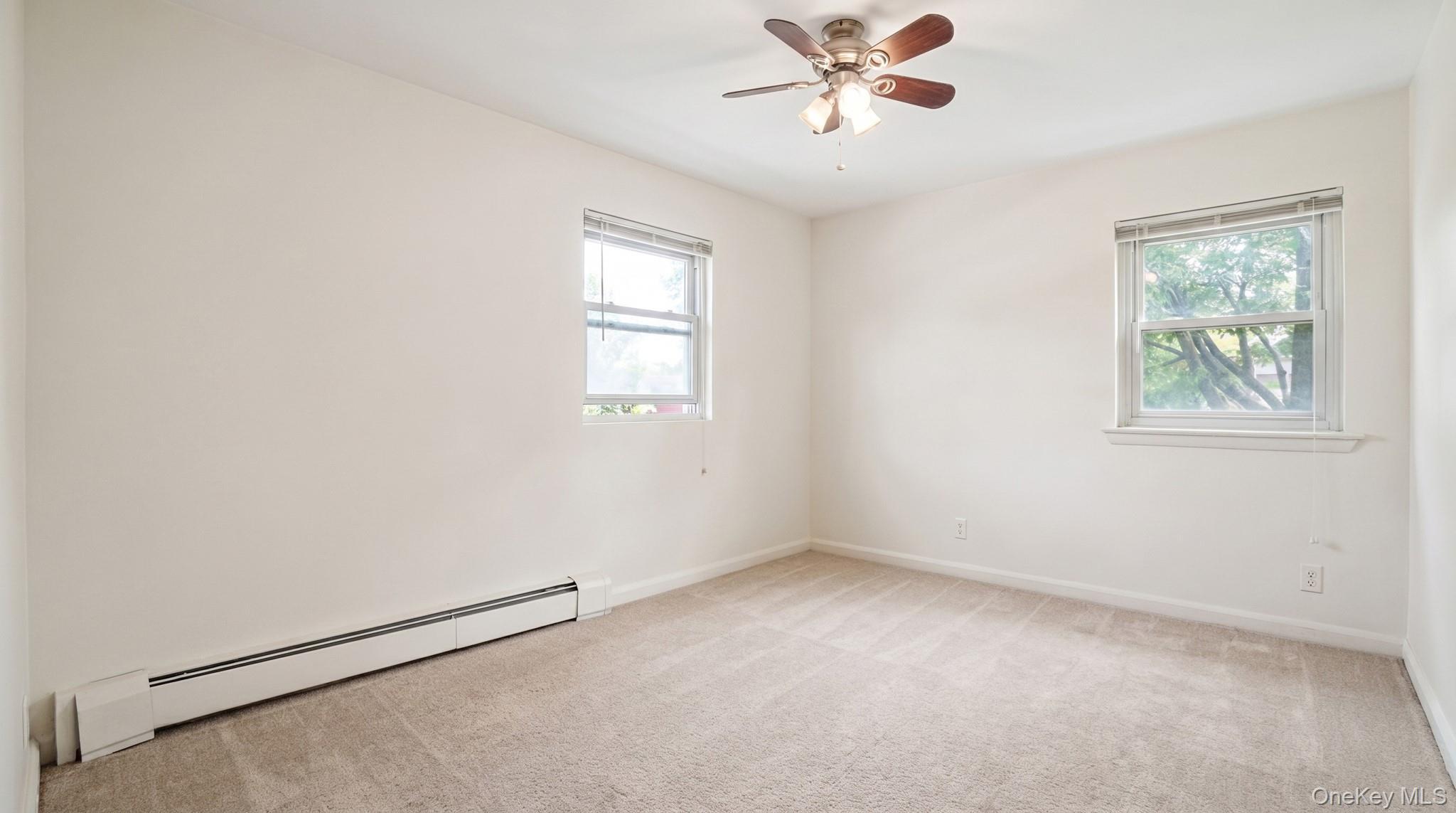 Single Family Seymour Avenue Bronx, NY 10469, MLS-1030405-32