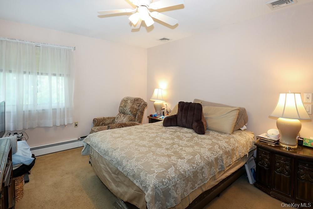 Single Family N Windsor Avenue  Suffolk County, NY 11718, MLS-1030408-15