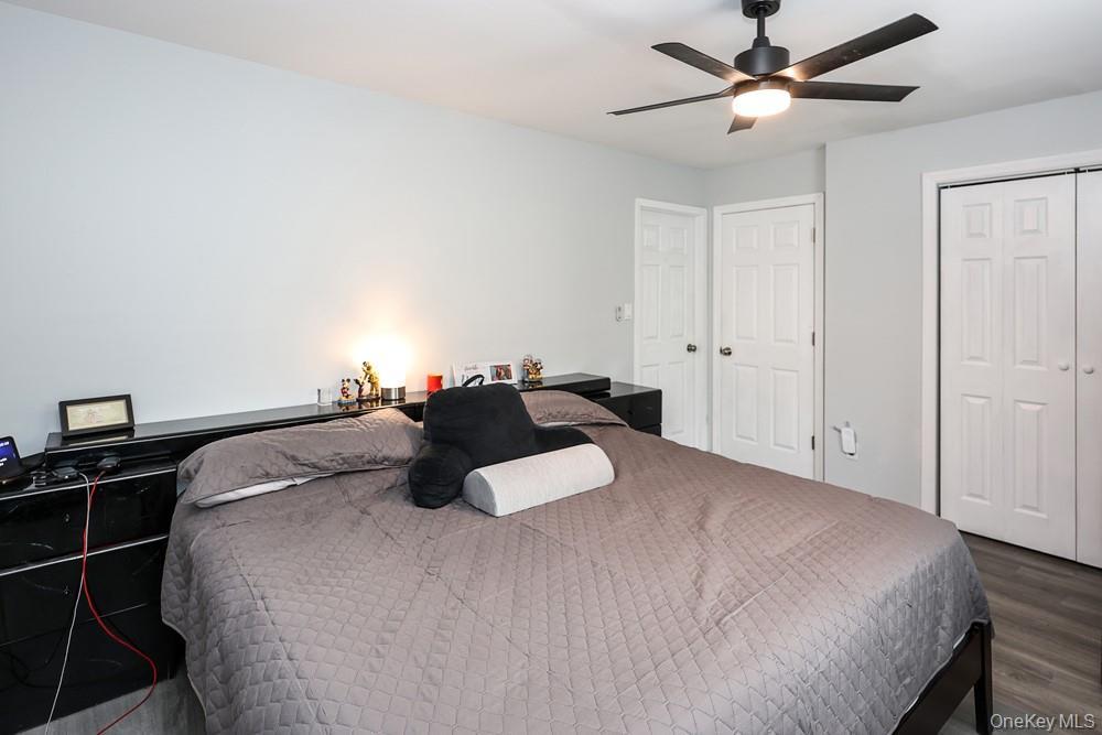 Single Family N Windsor Avenue  Suffolk County, NY 11718, MLS-1030408-20
