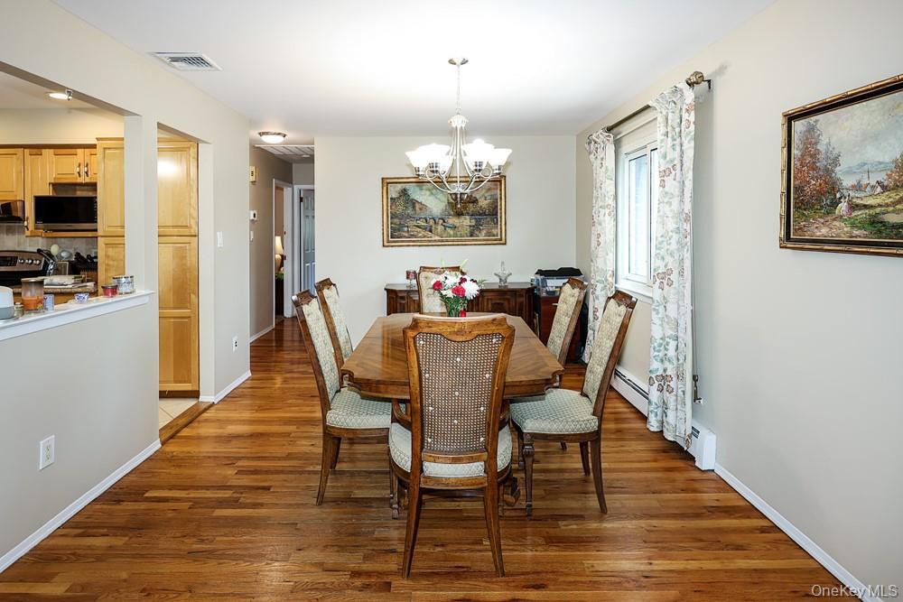 Single Family N Windsor Avenue  Suffolk County, NY 11718, MLS-1030408-9
