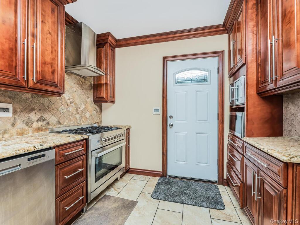 Single Family W 179th Street Bronx, NY 10453, MLS-1030414-13