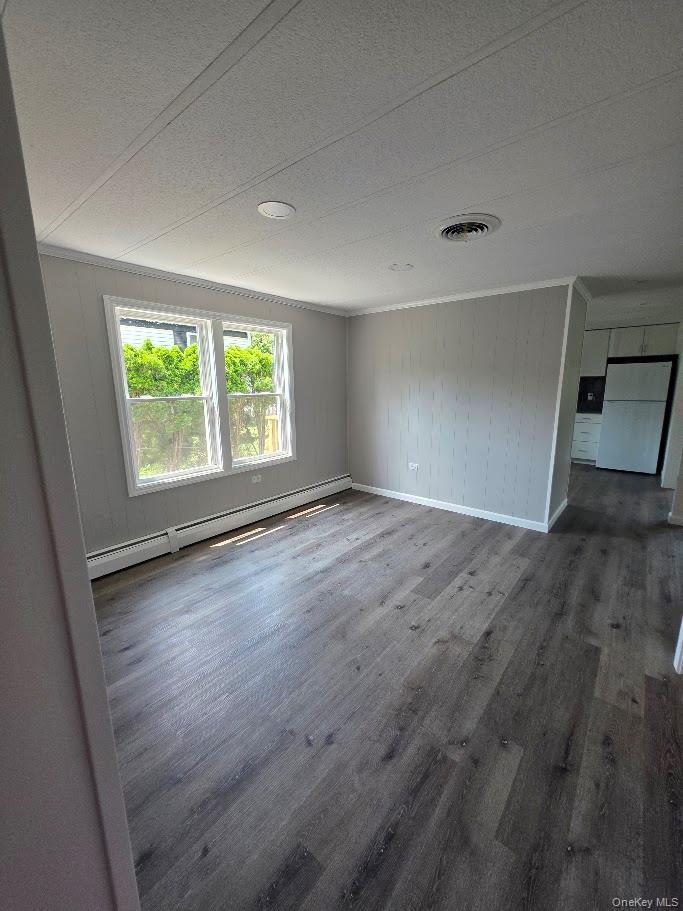 Single Family Fanning Boulevard Suffolk County, NY 11901, MLS-1030425-15