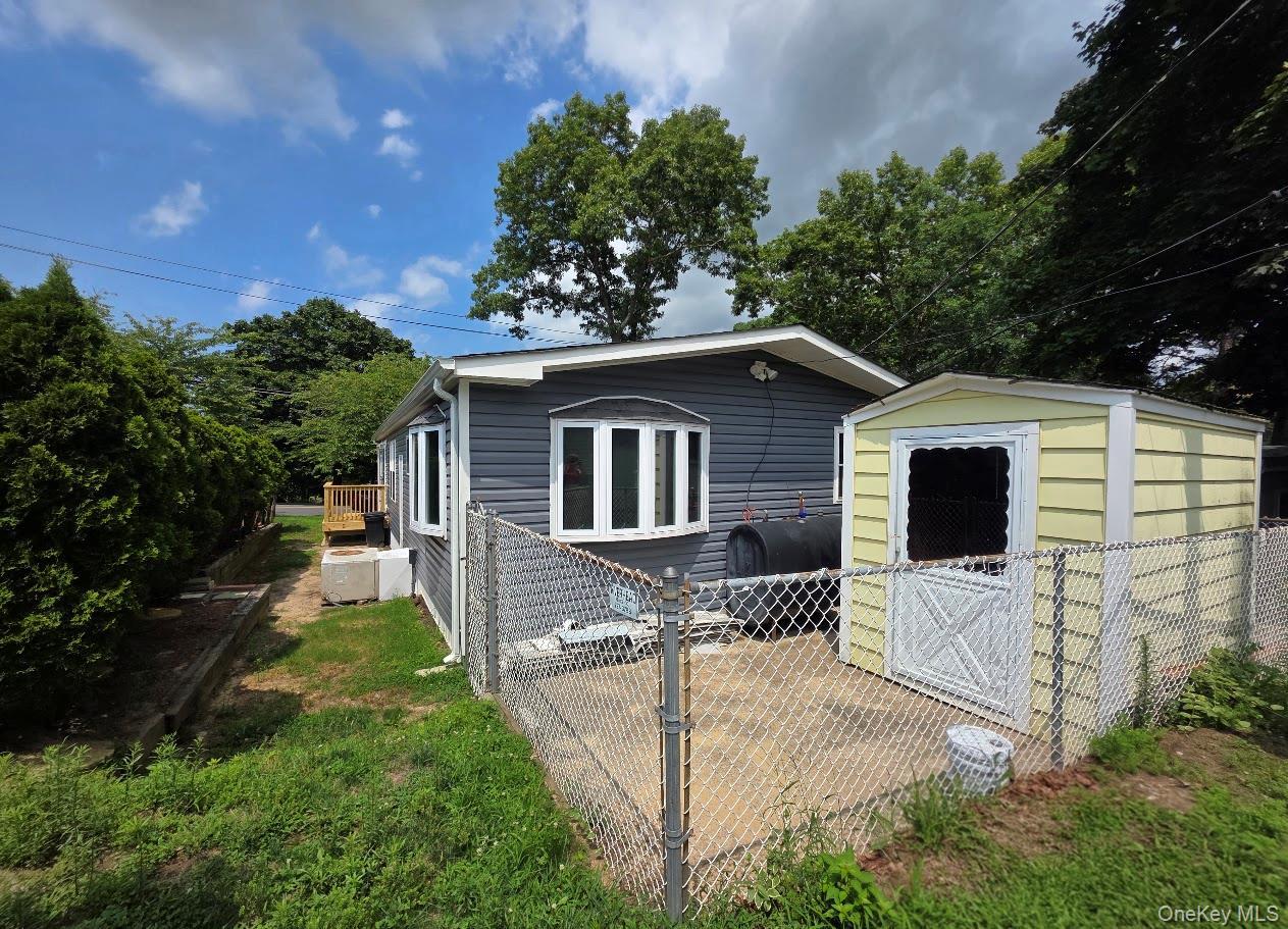 Single Family Fanning Boulevard Suffolk County, NY 11901, MLS-1030425-5