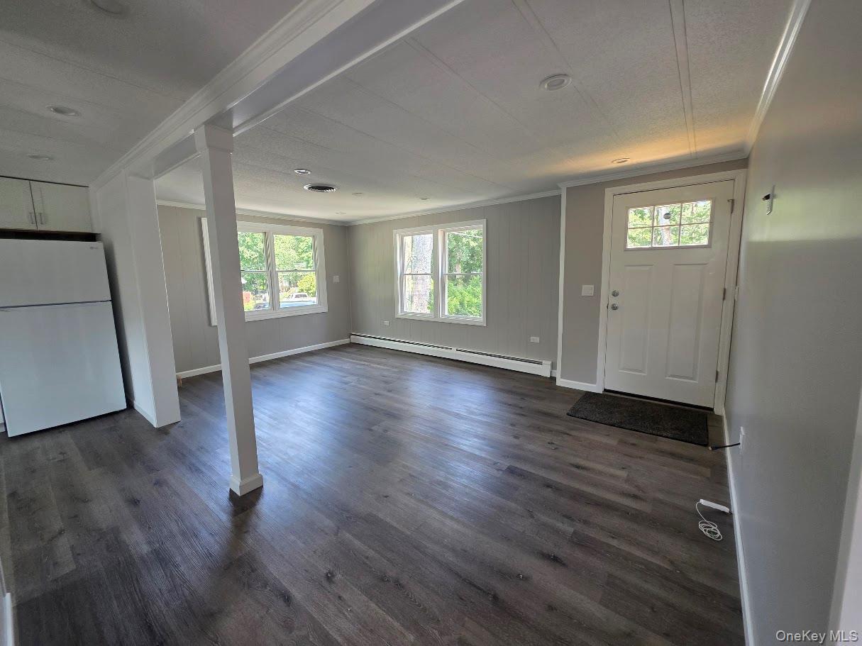 Single Family Fanning Boulevard Suffolk County, NY 11901, MLS-1030425-8