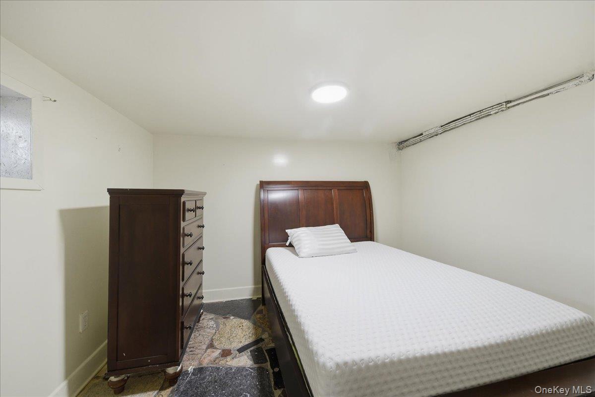 Single Family Drew Street Brooklyn, NY 11208, MLS-1030432-18