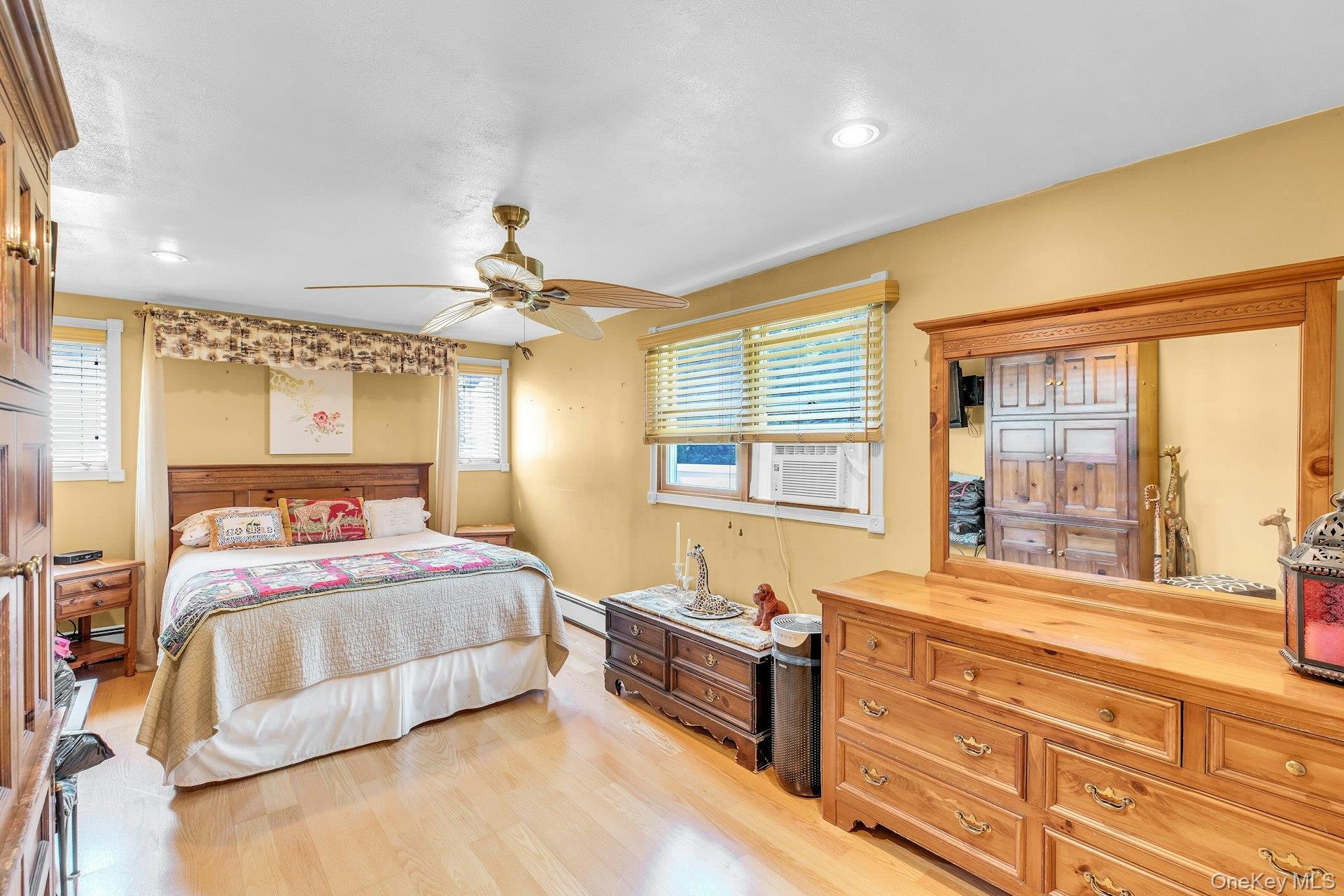 Single Family Betsy Drive Suffolk County, NY 11796, MLS-1030449-16